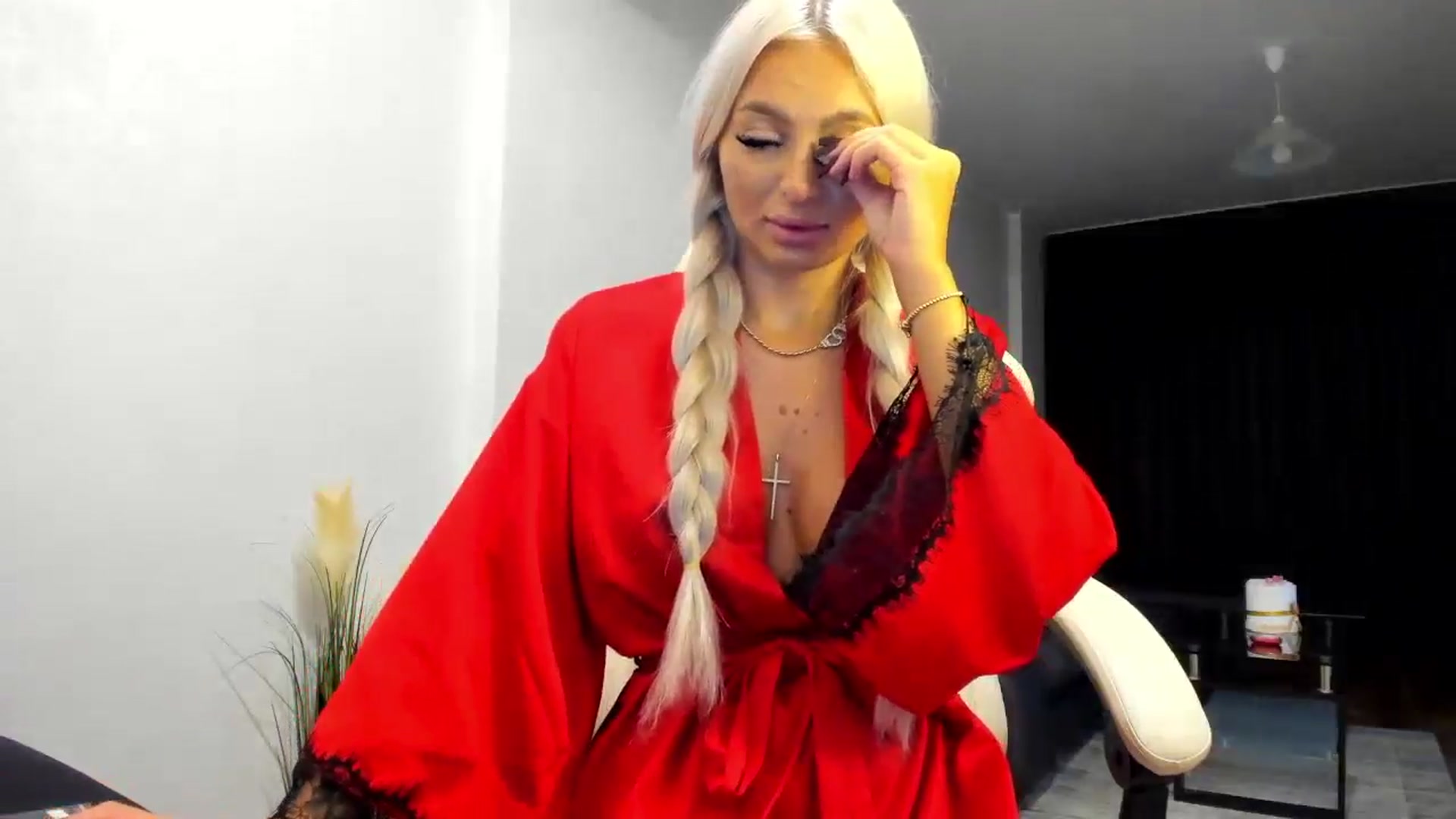 Gallery image thumbnail from barbie__girl's myfreecams stream on, 08/29/2024, 23:17 image 4 of 20
