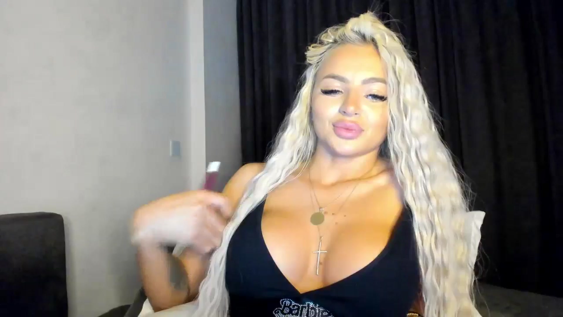 Gallery image thumbnail from barbie__girl's myfreecams stream on, 09/10/2024, 03:21 image 18 of 20
