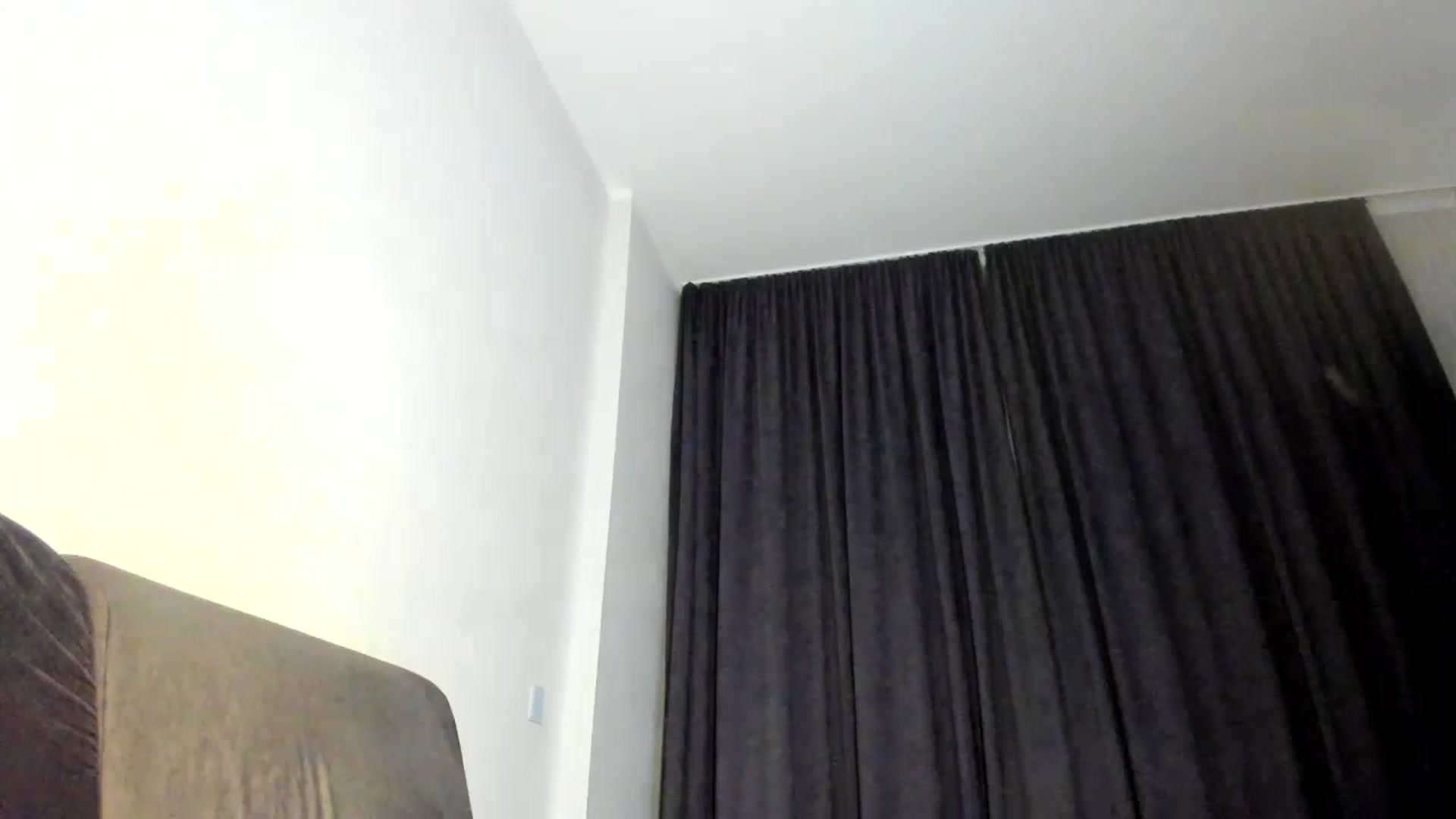 Gallery image thumbnail from barbie__girl's myfreecams stream on, 09/17/2024, 06:04 image 3 of 20