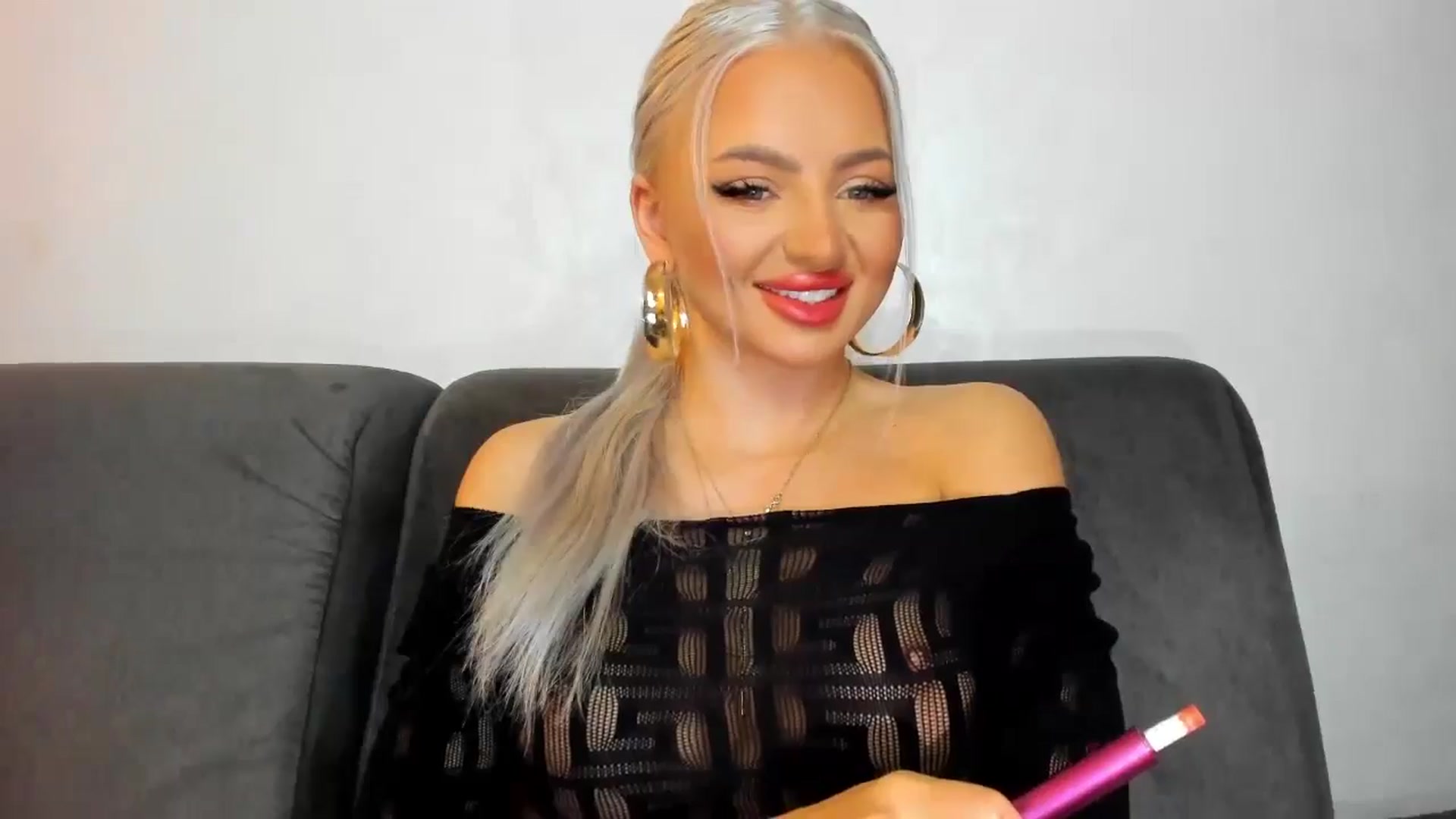Gallery image thumbnail from barbie__girl's myfreecams stream on, 10/17/2024, 20:40 image 4 of 20