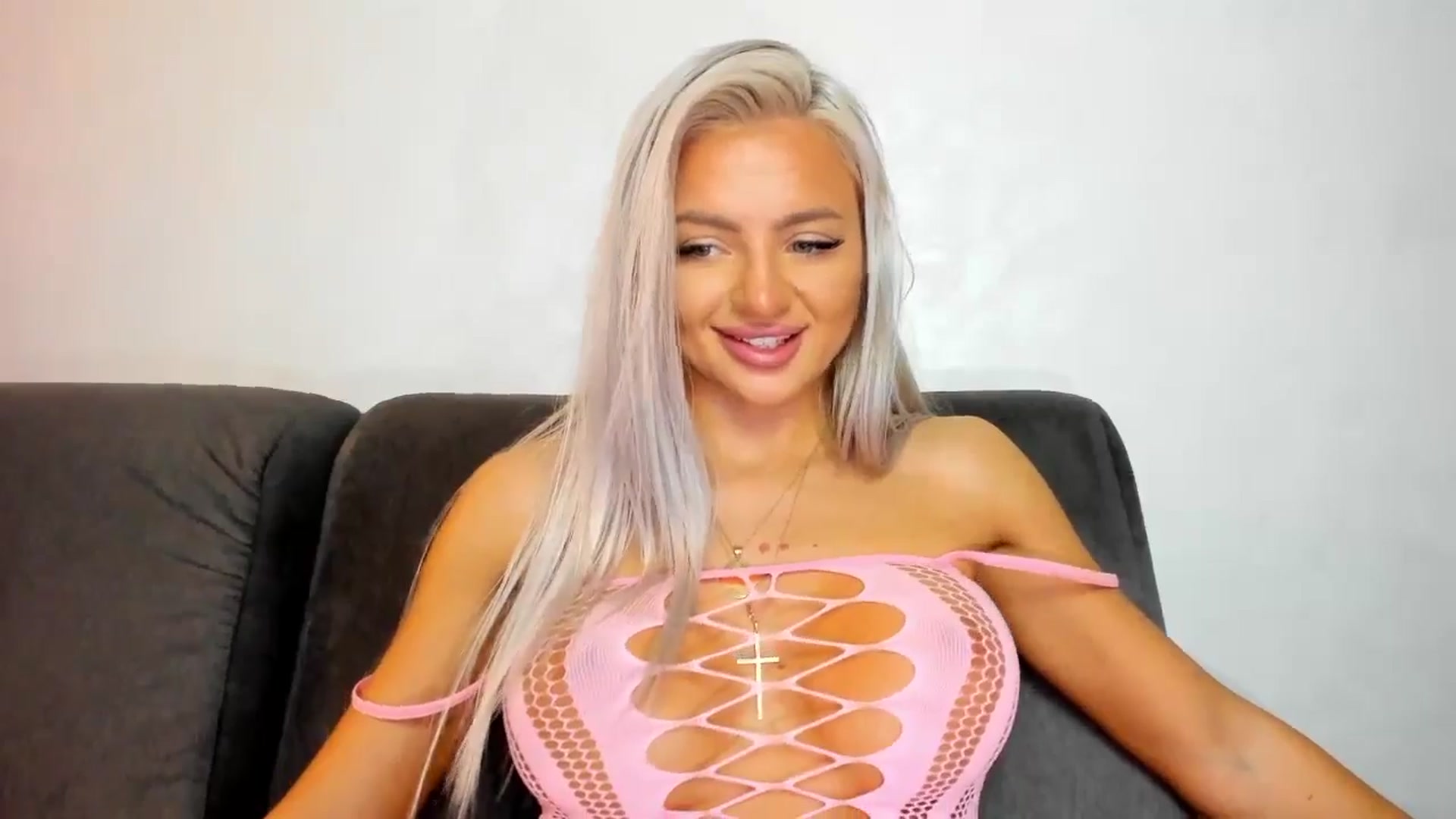 Gallery image thumbnail from barbie__girl's myfreecams stream on, 10/29/2024, 23:39 image 11 of 20