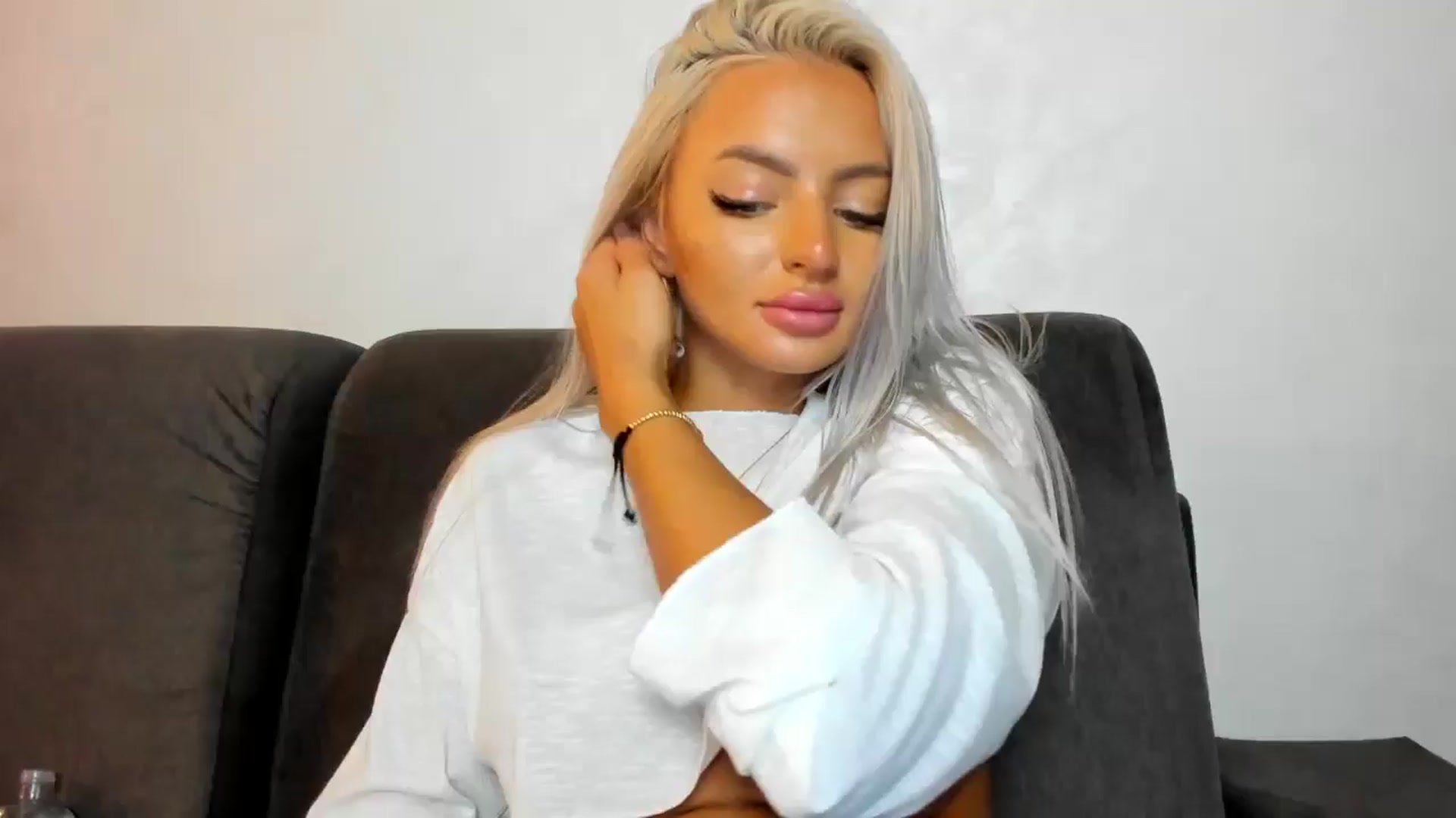Gallery image thumbnail from barbie__girl's myfreecams stream on, 10/30/2024, 02:29 image 11 of 20