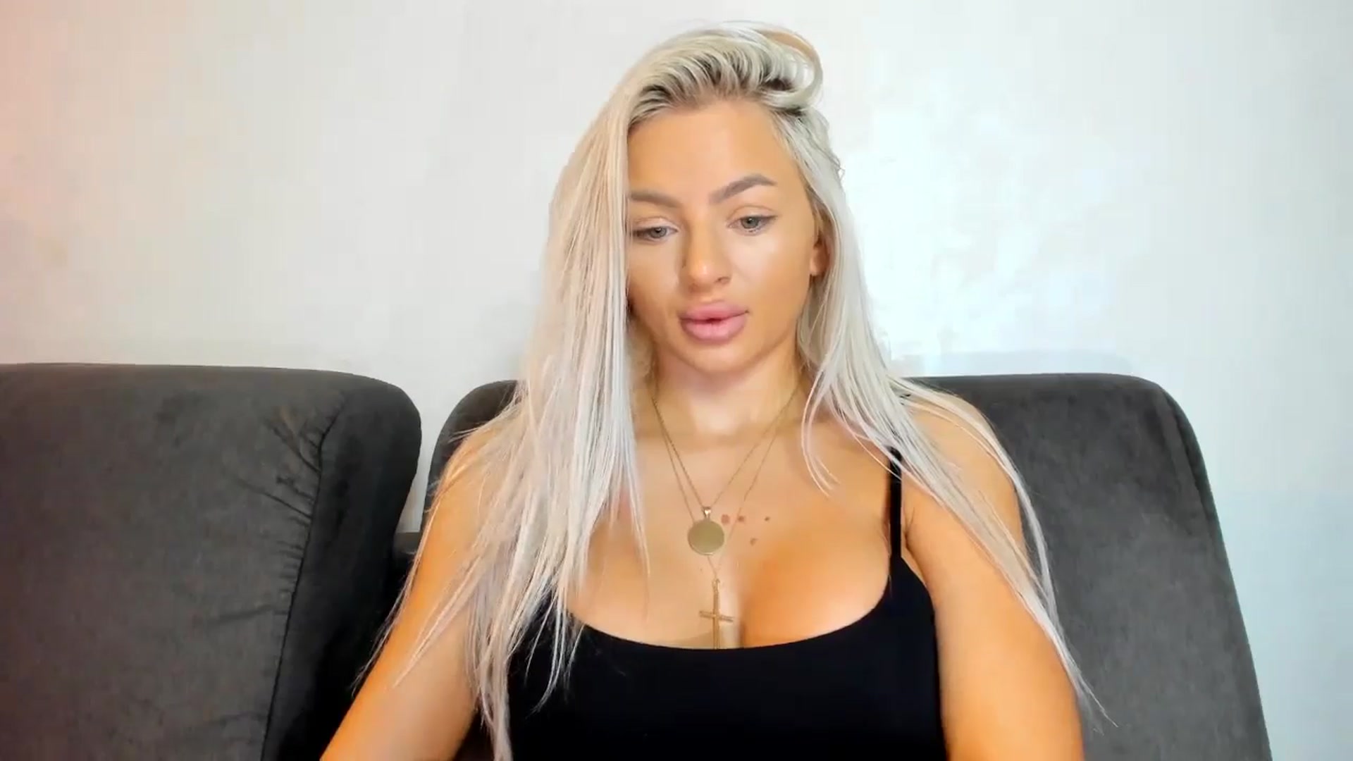 Gallery image thumbnail from barbie__girl's myfreecams stream on, 11/09/2024, 10:24 image 12 of 20