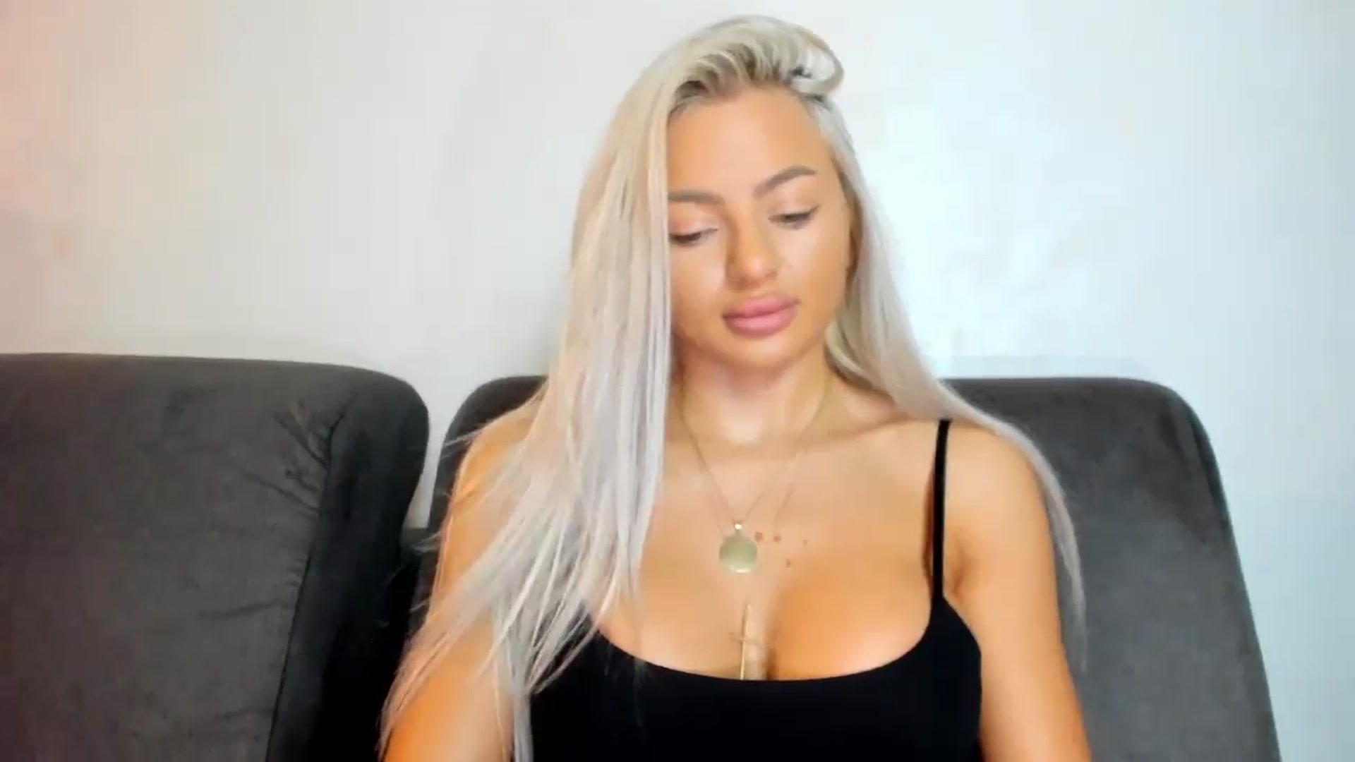 Gallery image thumbnail from barbie__girl's myfreecams stream on, 11/09/2024, 10:24 image 17 of 20