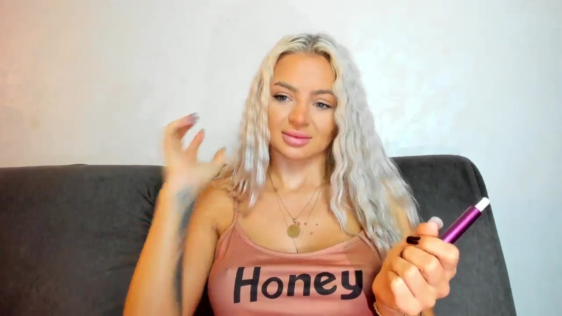 Gallery image thumbnail from barbie__girl's myfreecams stream on, 11/12/2024, 08:58 image 4 of 20