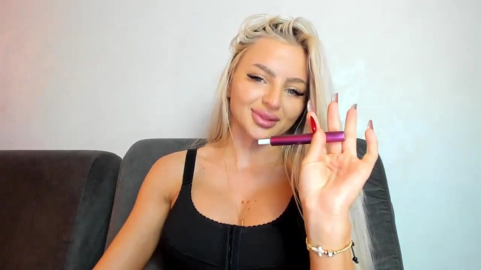 Gallery image thumbnail from barbie__girl's myfreecams stream on, 01/07/2025, 02:29 image 5 of 20