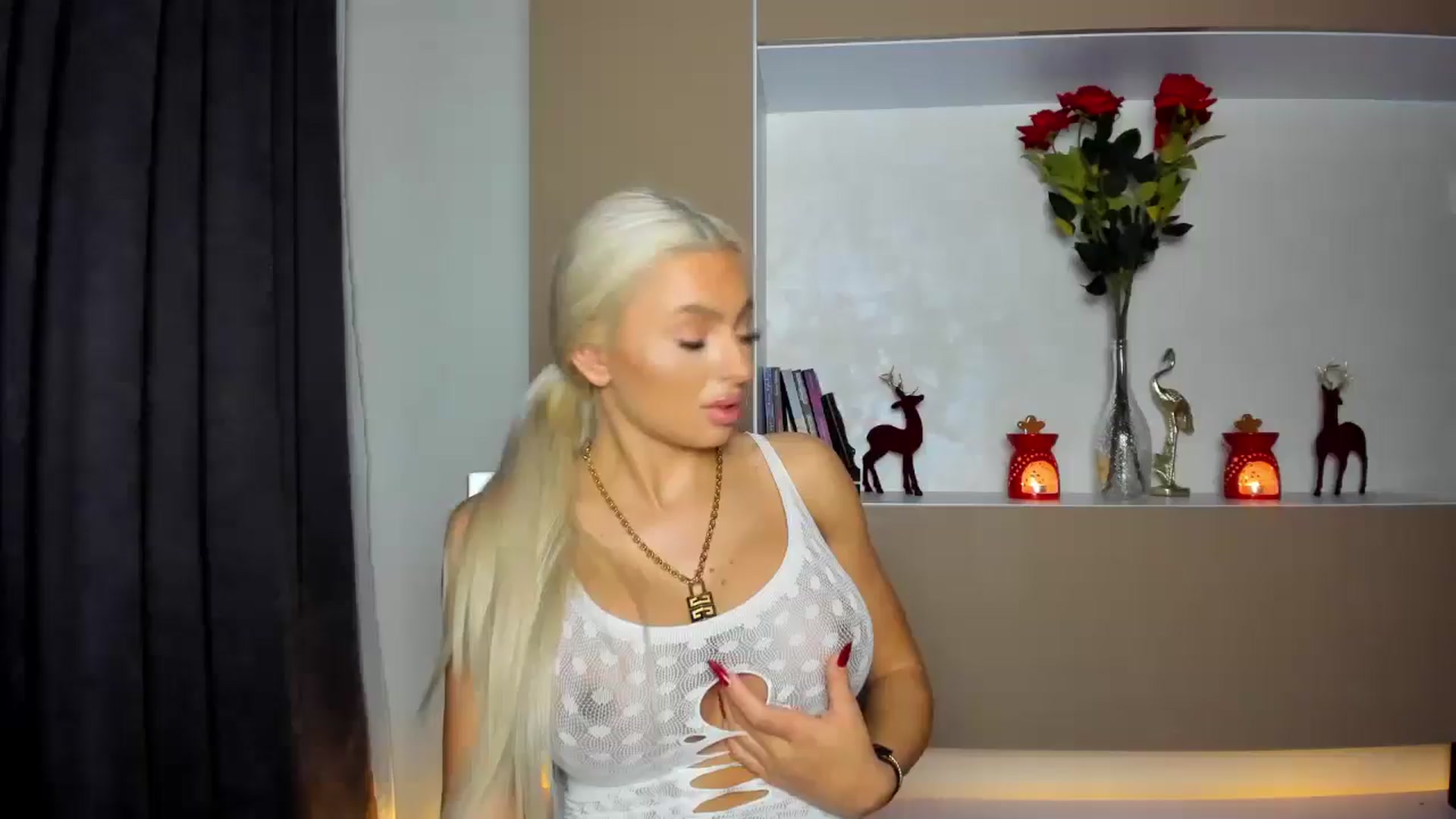 Gallery image thumbnail from barbie__girl's myfreecams stream on, 01/09/2025, 23:15 image 14 of 20