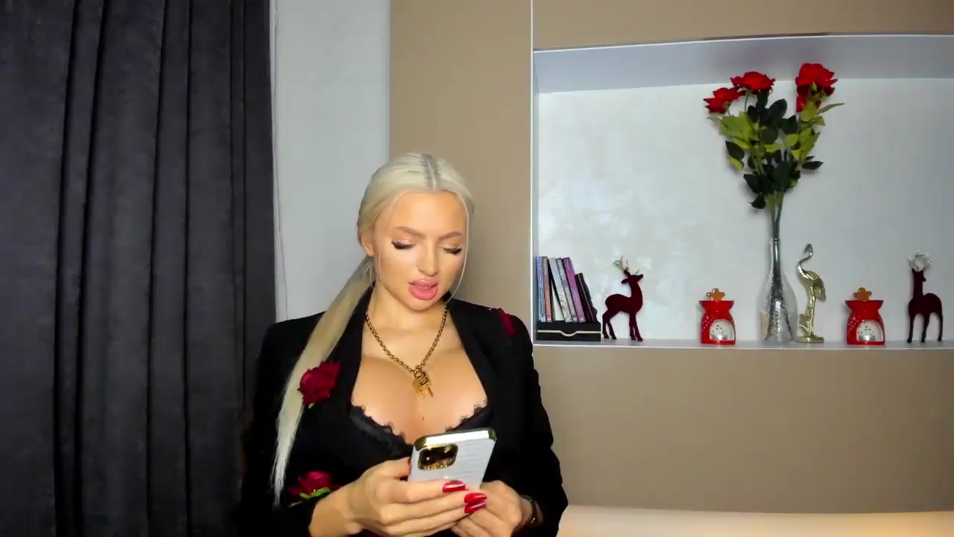 Gallery image thumbnail from barbie__girl's myfreecams stream on, 01/09/2025, 23:44 image 1 of 20