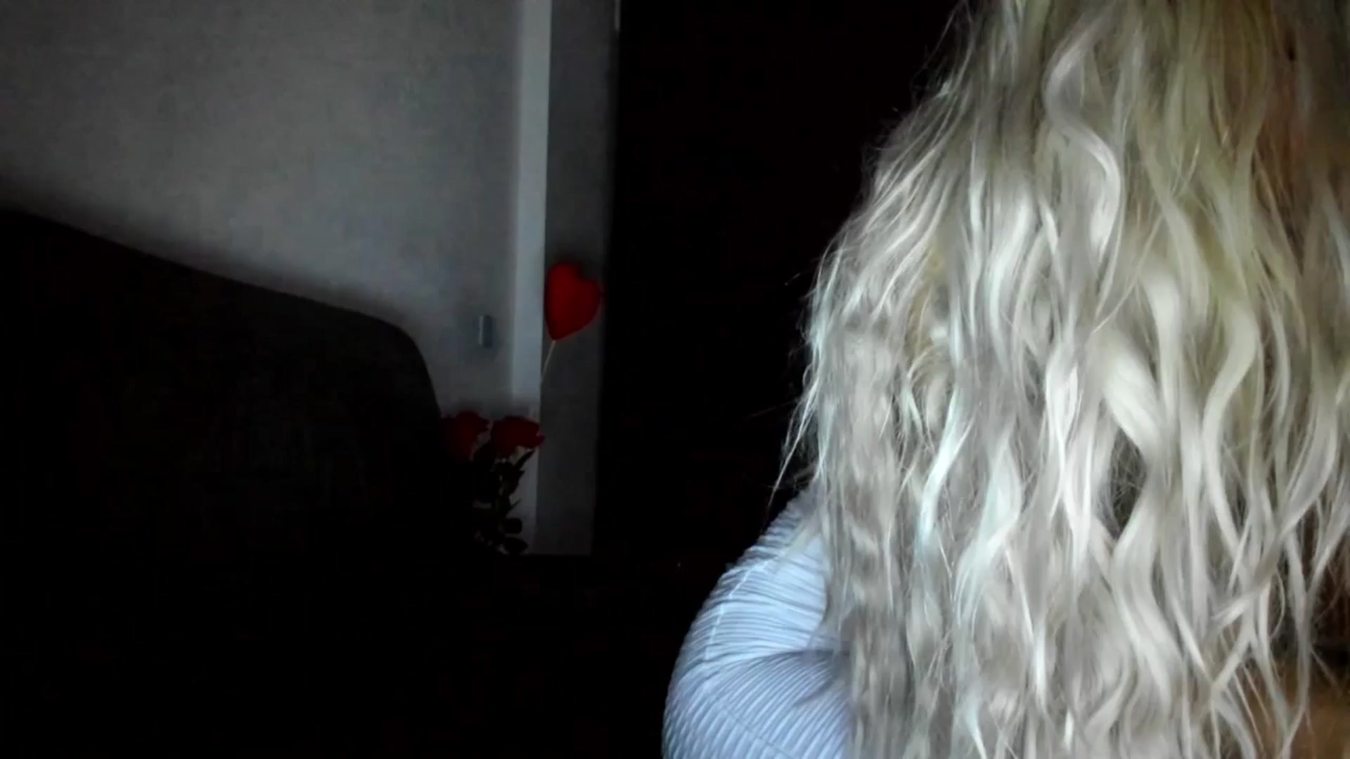 Gallery image thumbnail from barbie__girl's myfreecams stream on, 02/25/2025, 04:12 image 6 of 20