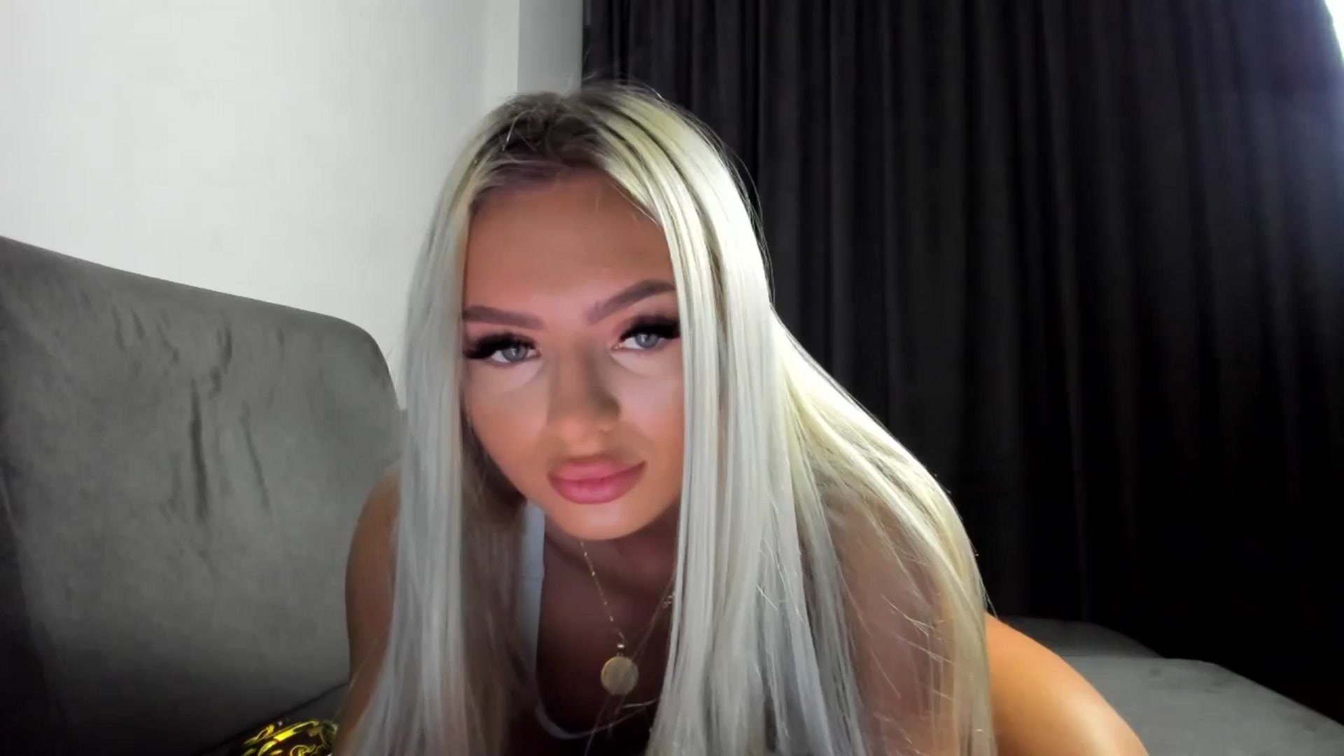 Gallery image thumbnail from barbie__girl's myfreecams stream on, 03/07/2025, 21:16 image 1 of 20