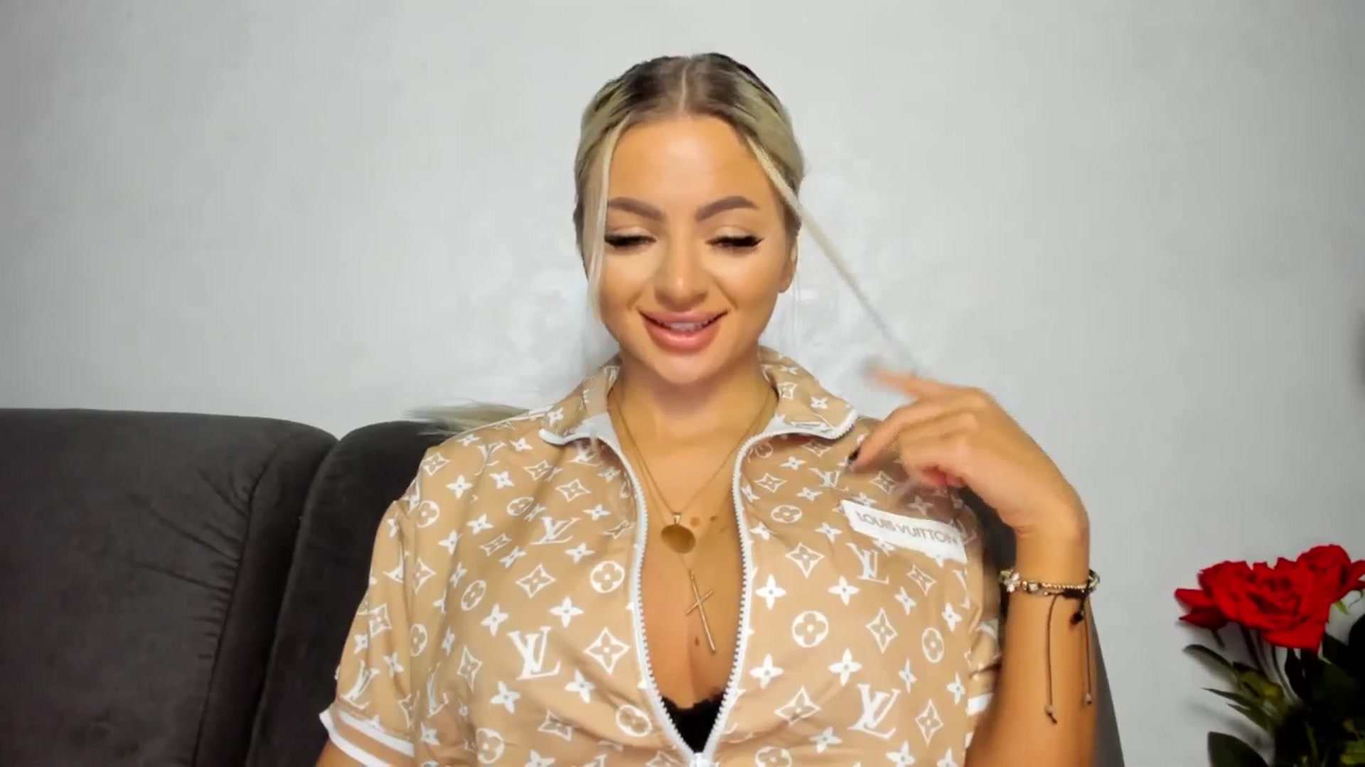 Gallery image thumbnail from barbie__girl's myfreecams stream on, 03/18/2025, 18:29 image 19 of 20