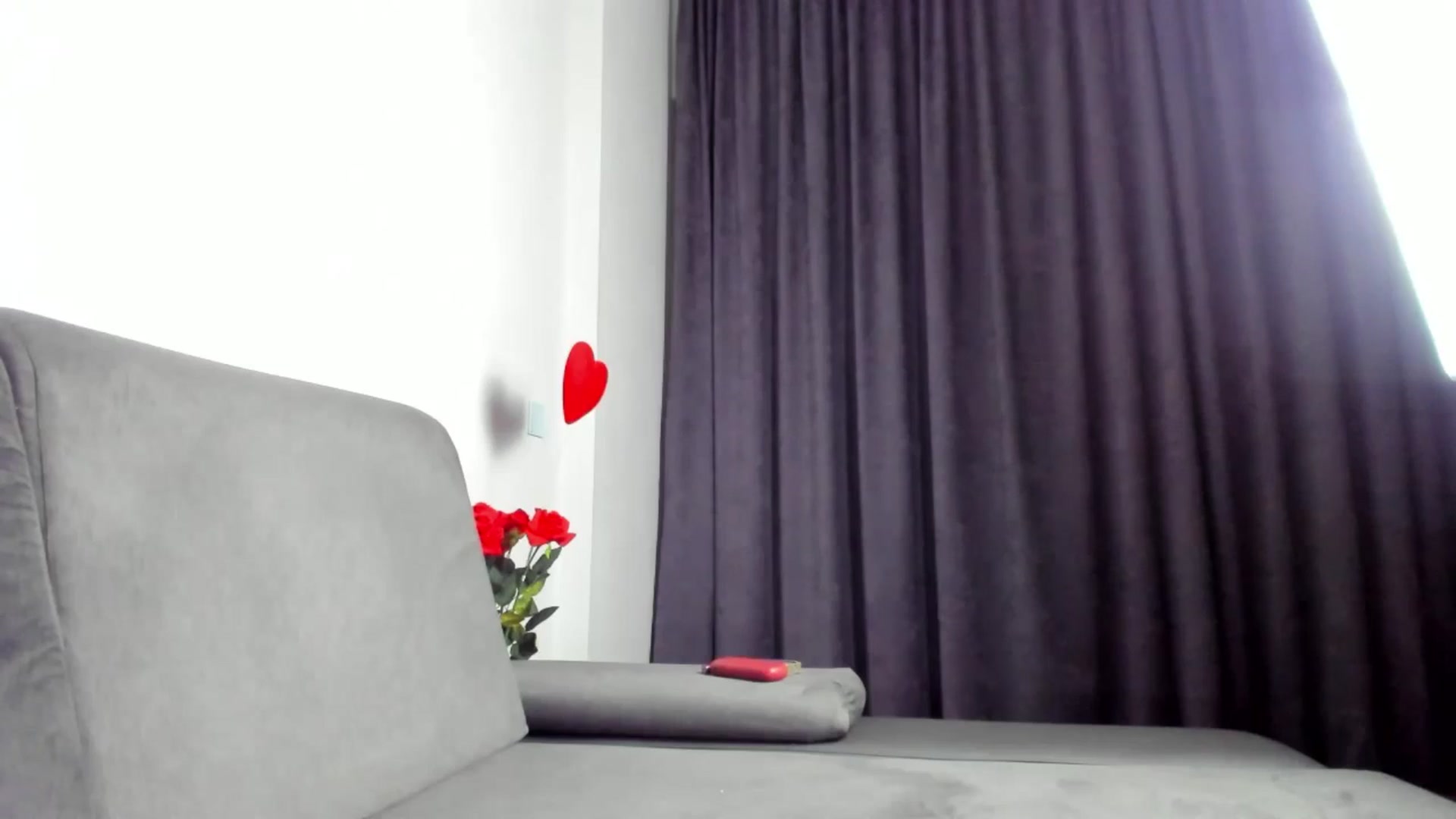 Gallery image thumbnail from barbie__girl's myfreecams stream on, 03/18/2025, 18:29 image 16 of 20