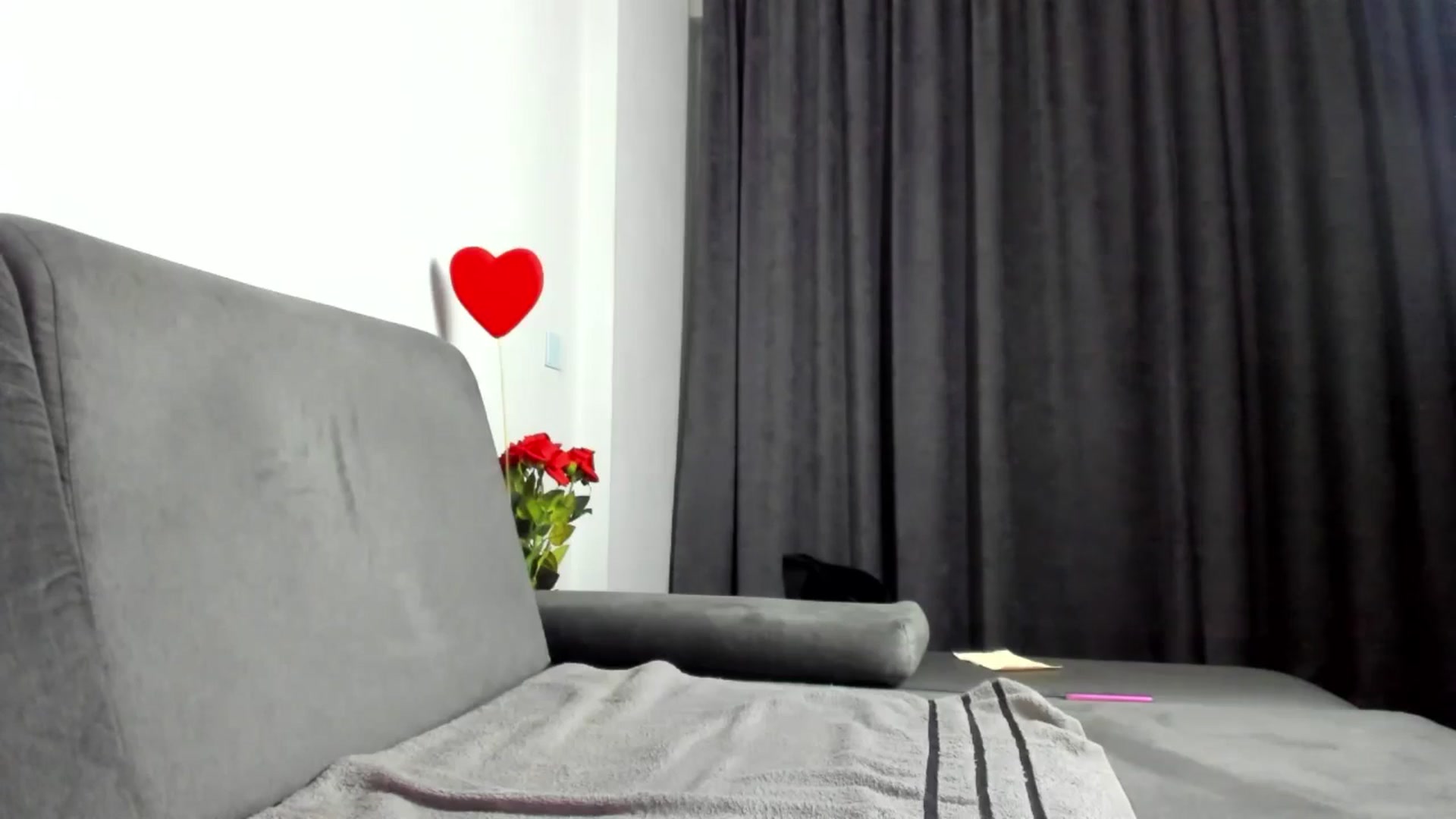 Gallery image thumbnail from barbie__girl's myfreecams stream on, 03/27/2025, 03:28 image 15 of 20