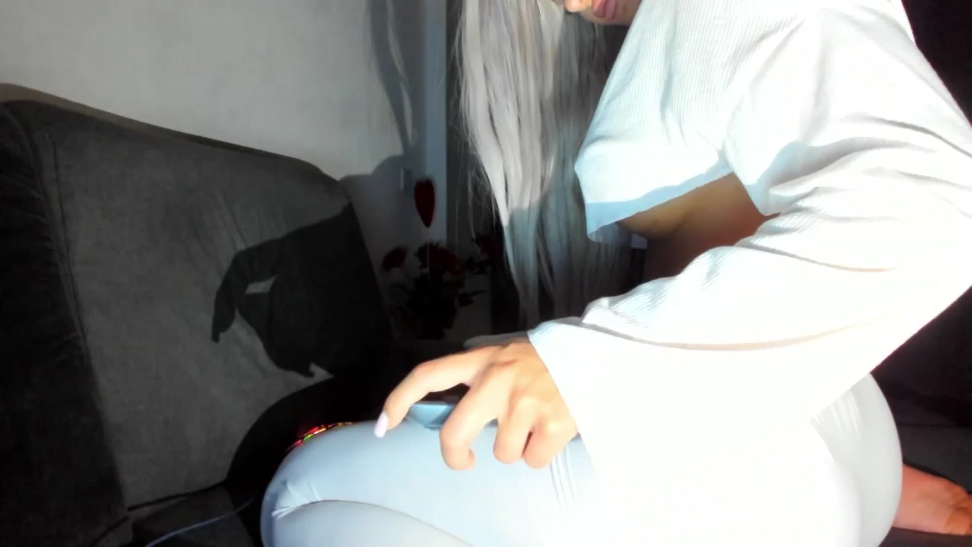Gallery image thumbnail from barbie__girl's myfreecams stream on, 04/25/2025, 01:17 image 1 of 20