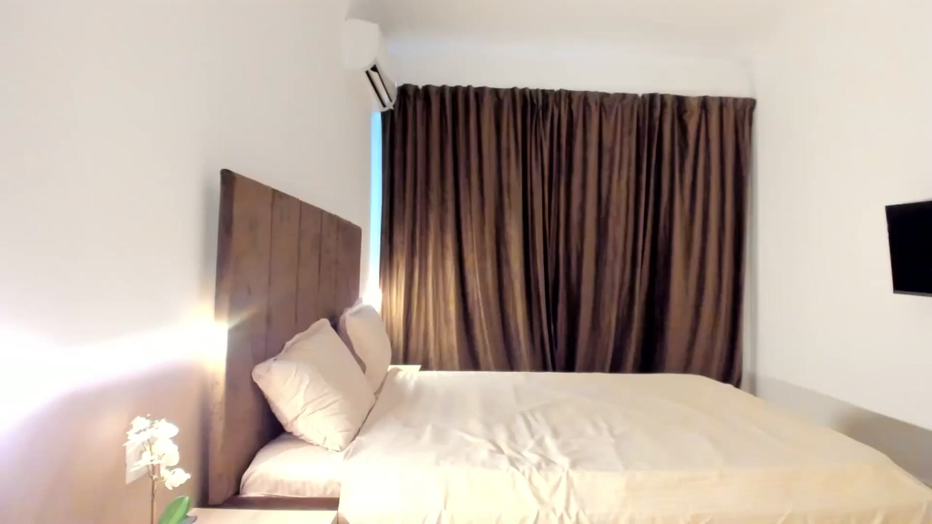 Gallery image thumbnail from barbie__girl's myfreecams stream on, 06/23/2025, 17:49 image 19 of 20