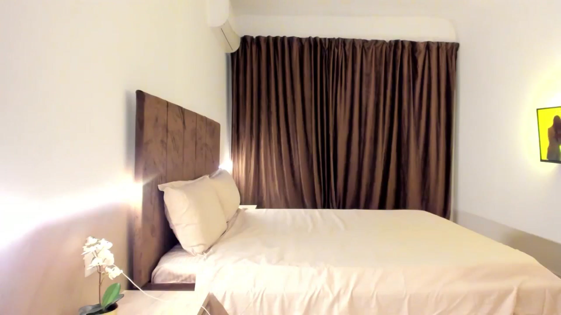 Gallery image thumbnail from barbie__girl's myfreecams stream on, 06/27/2025, 21:08 image 3 of 20