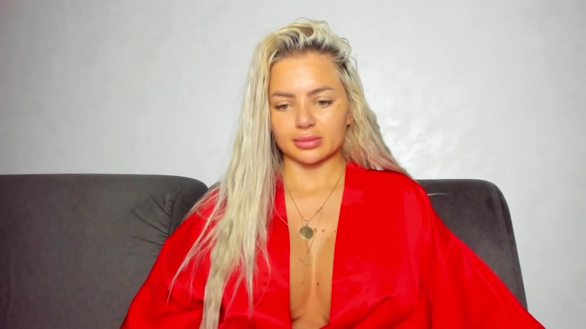 Gallery image thumbnail from barbie__girl's myfreecams stream on, 08/15/2025, 18:30 image 18 of 20