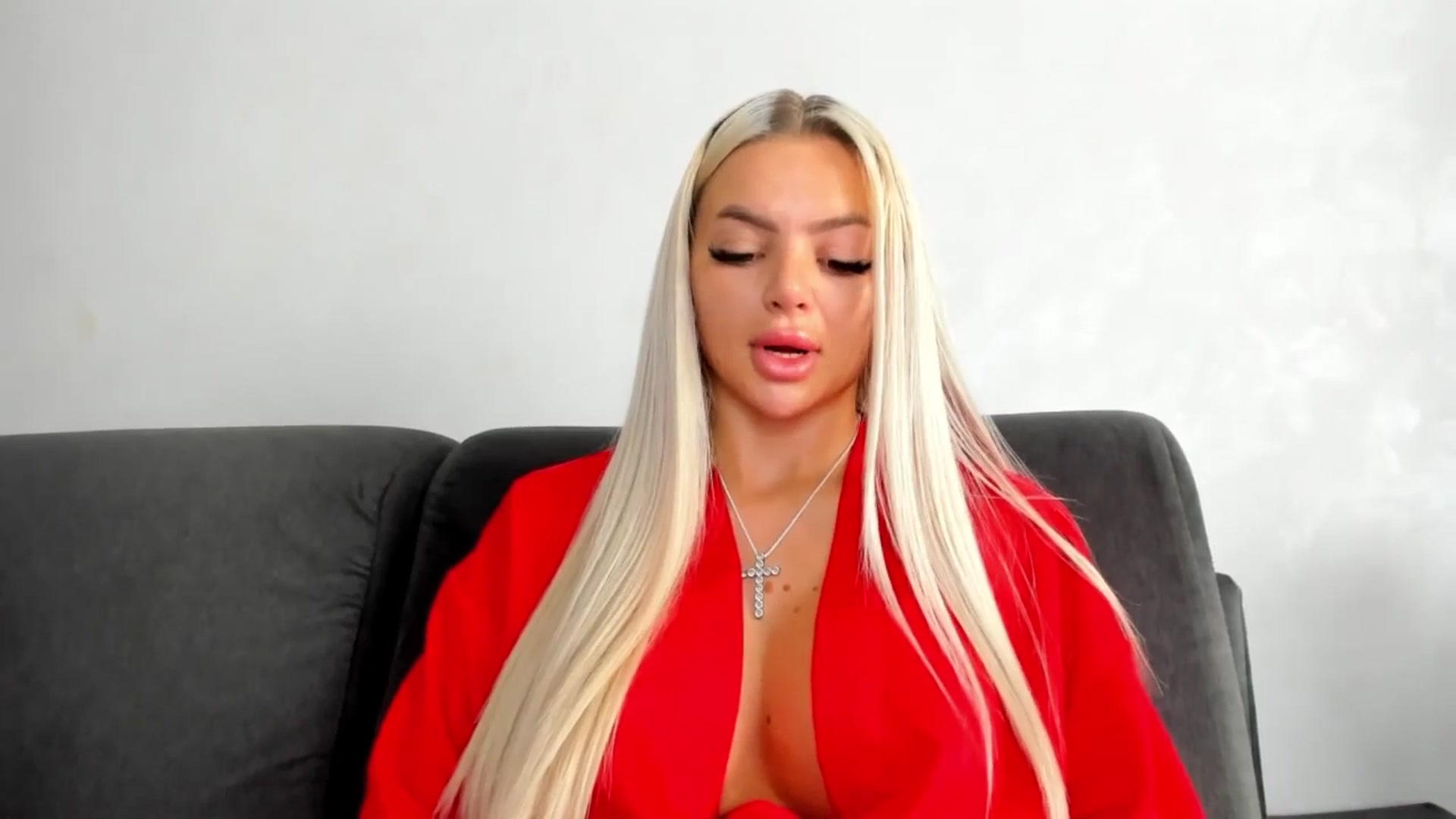 Gallery image thumbnail from barbie__girl's myfreecams stream on, 08/21/2025, 12:35 image 12 of 20