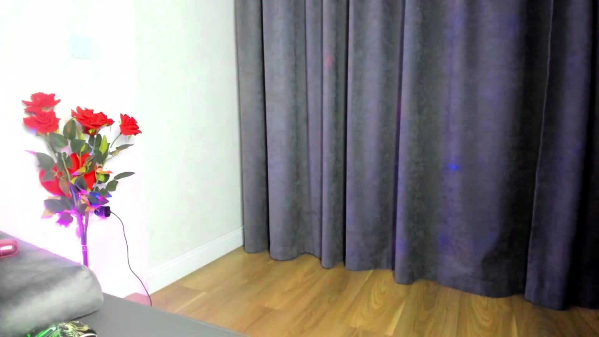 Gallery image thumbnail from barbie__girl's myfreecams stream on, 08/26/2025, 20:26 image 18 of 20
