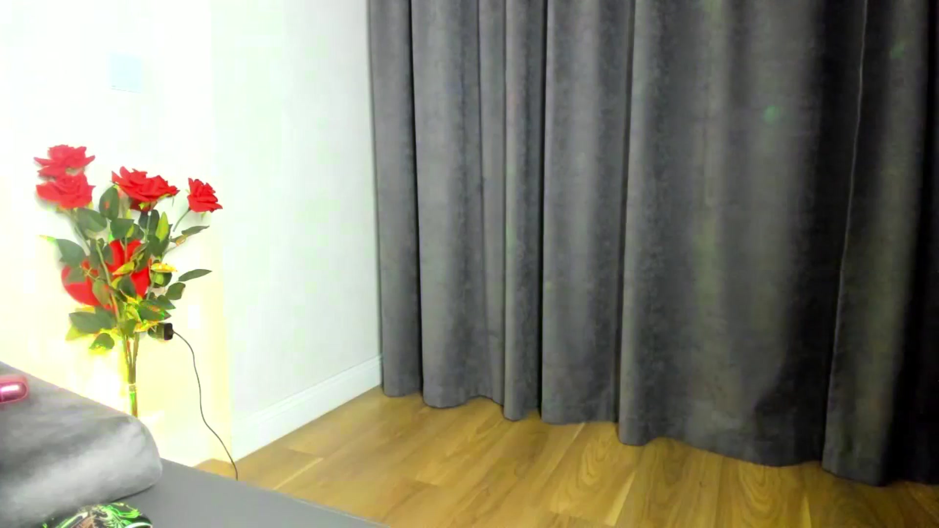 Gallery image thumbnail from barbie__girl's myfreecams stream on, 08/26/2025, 20:26 image 19 of 20