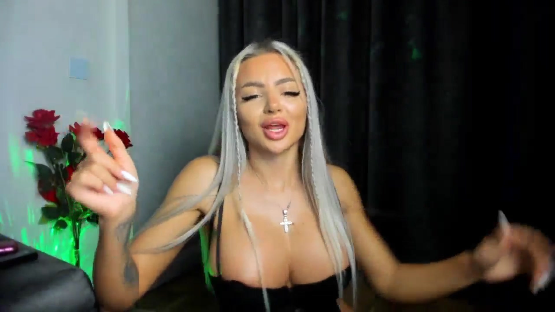 Gallery image thumbnail from barbie__girl's myfreecams stream on, 08/26/2025, 21:03 image 6 of 20