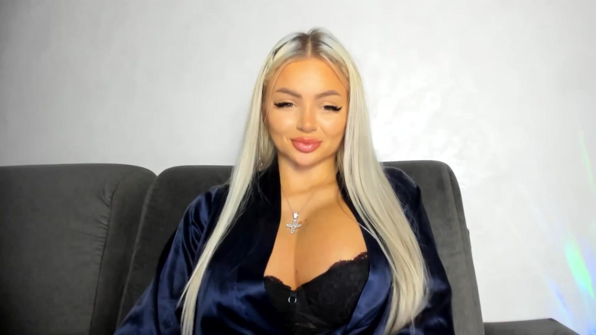 Gallery image thumbnail from barbie__girl's myfreecams stream on, 08/27/2025, 24:04 image 1 of 20
