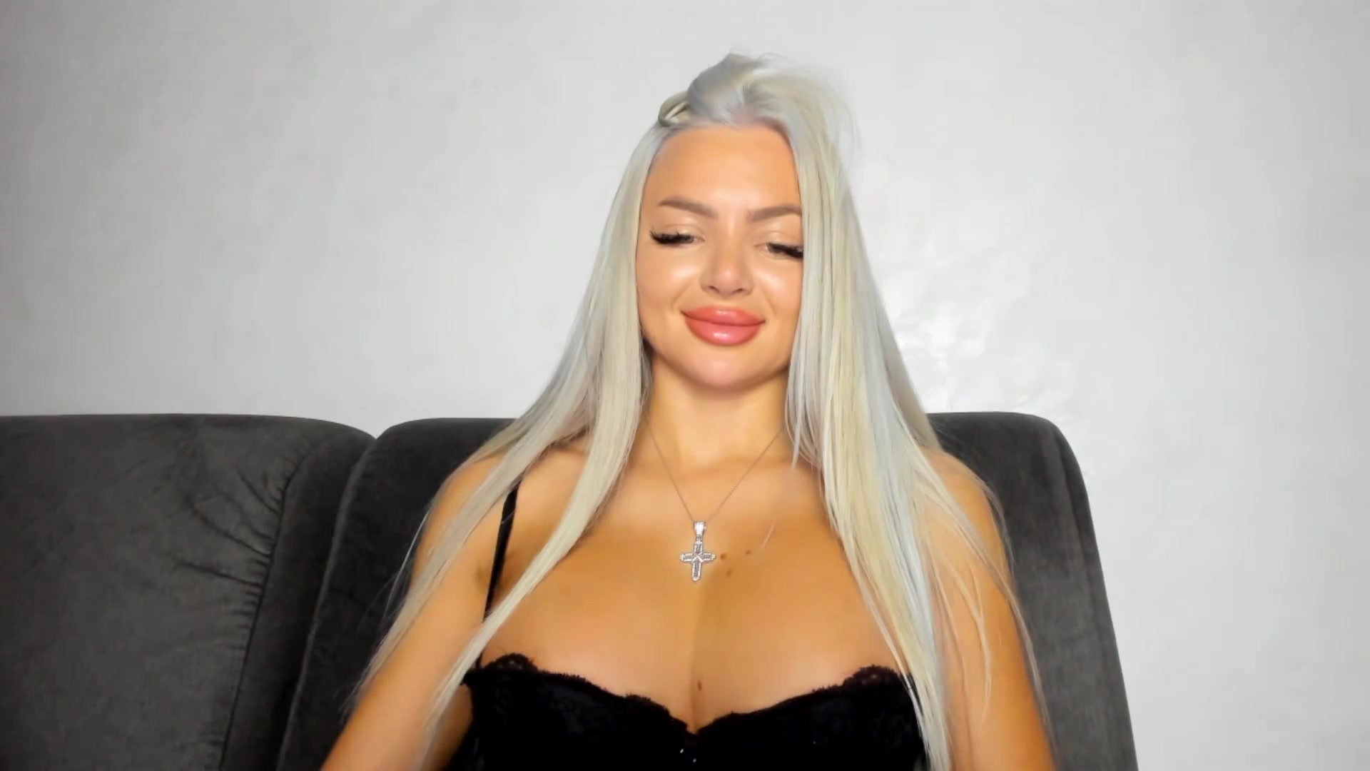 Gallery image thumbnail from barbie__girl's myfreecams stream on, 09/04/2025, 03:43 image 12 of 20
