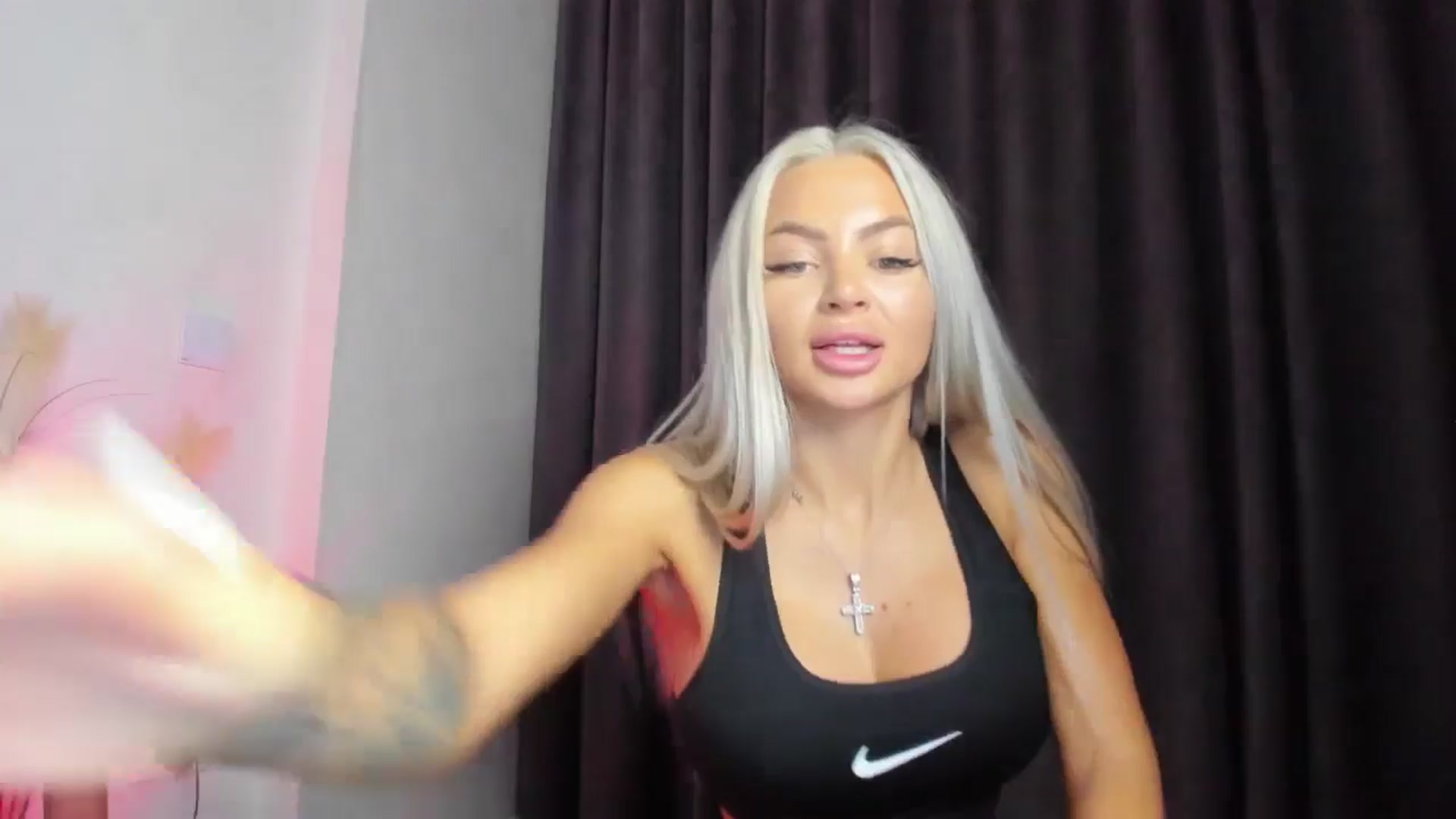 Gallery image thumbnail from barbie__girl's myfreecams stream on, 09/11/2025, 03:34 image 7 of 20