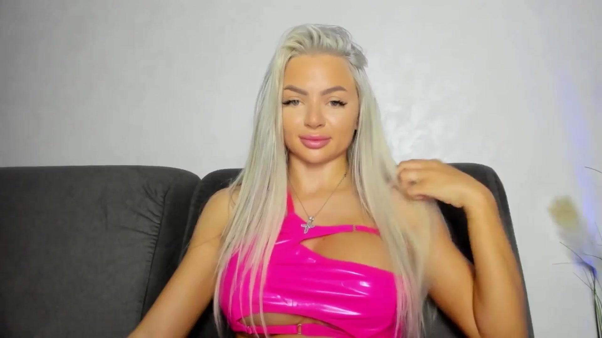 Gallery image thumbnail from barbie__girl's myfreecams stream on, 09/12/2025, 24:42 image 11 of 20