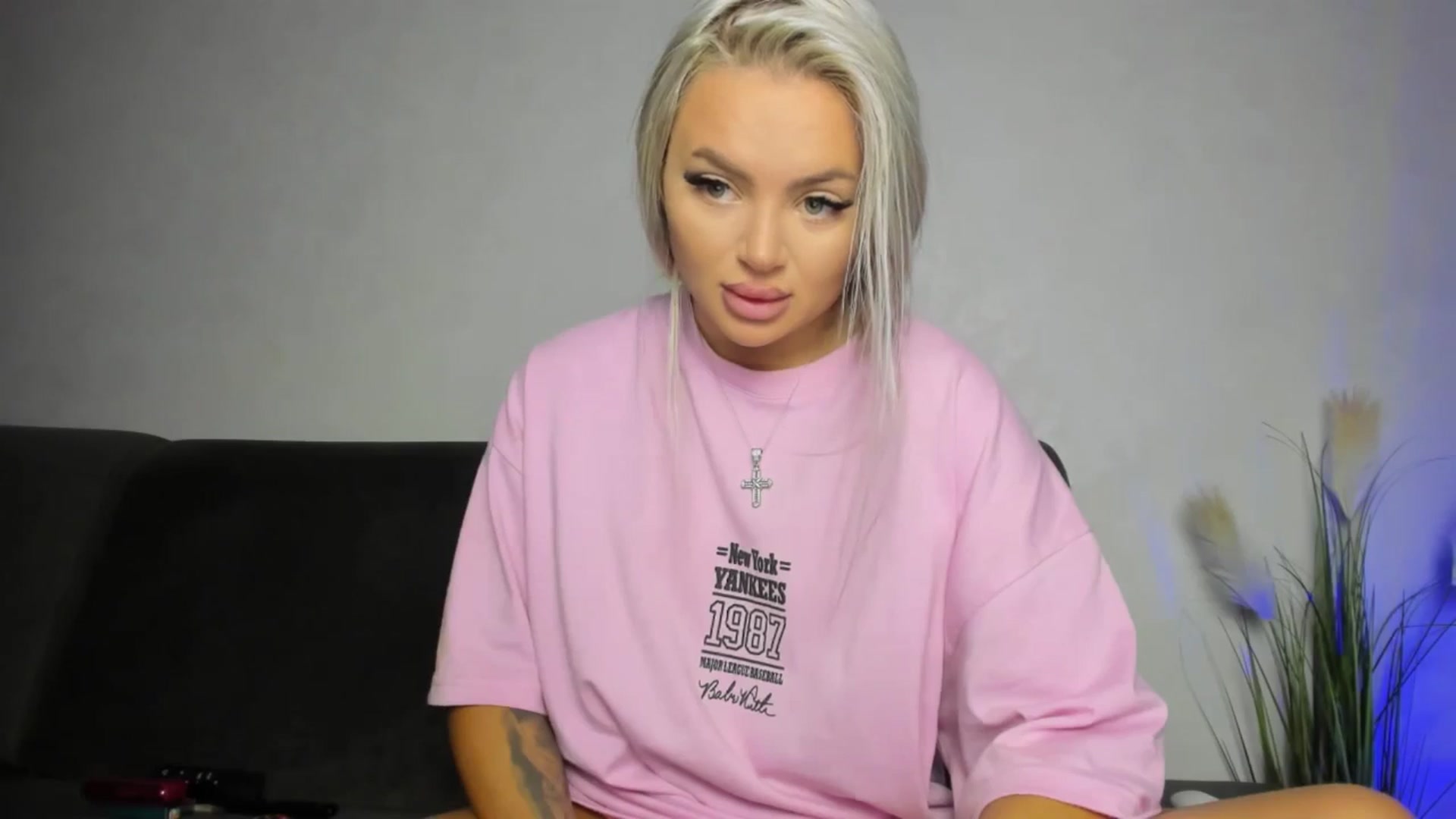 Gallery image thumbnail from barbie__girl's myfreecams stream on, 09/25/2025, 13:21 image 5 of 20