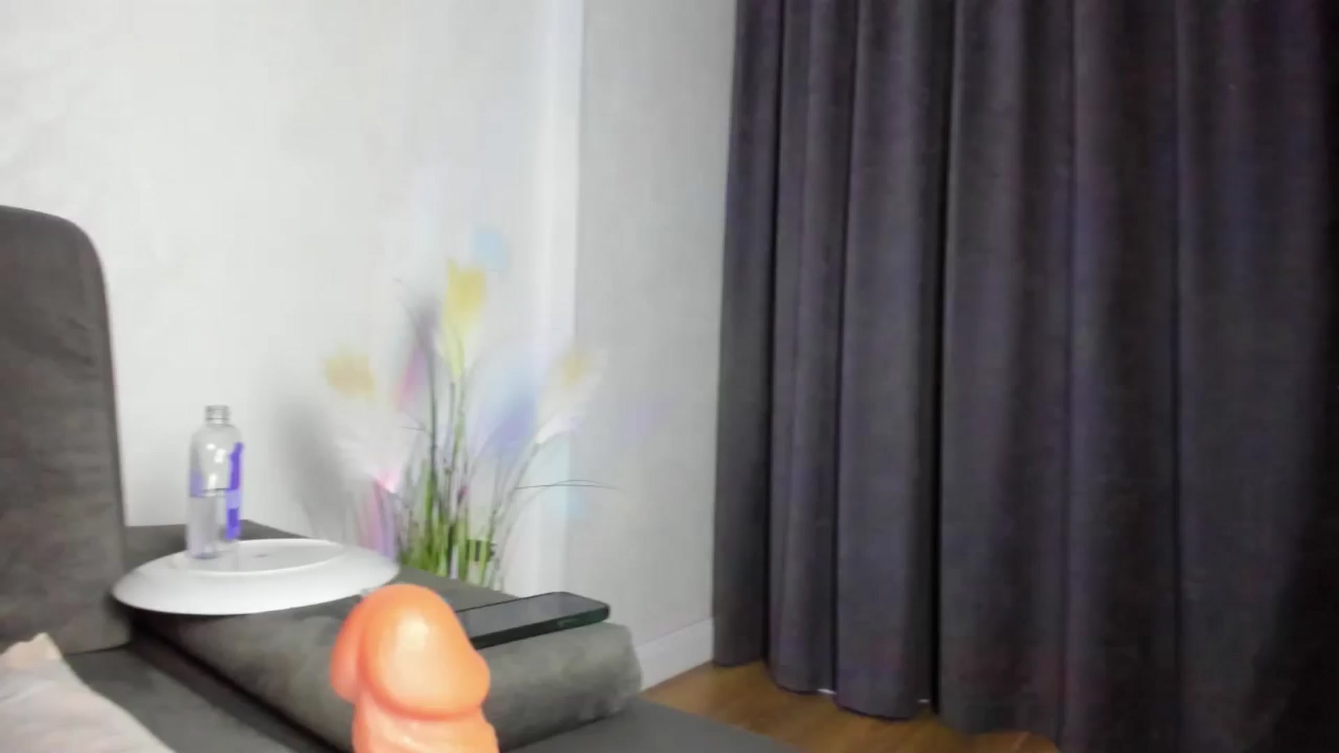 Gallery image thumbnail from barbie__girl's myfreecams stream on, 10/12/2025, 21:08 image 14 of 20