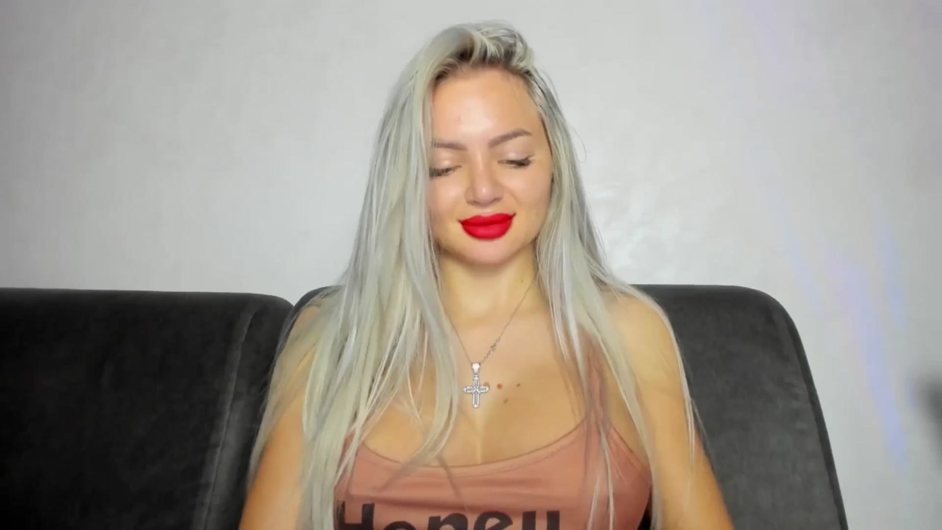 Gallery image thumbnail from barbie__girl's myfreecams stream on, 10/16/2025, 06:56 image 14 of 20