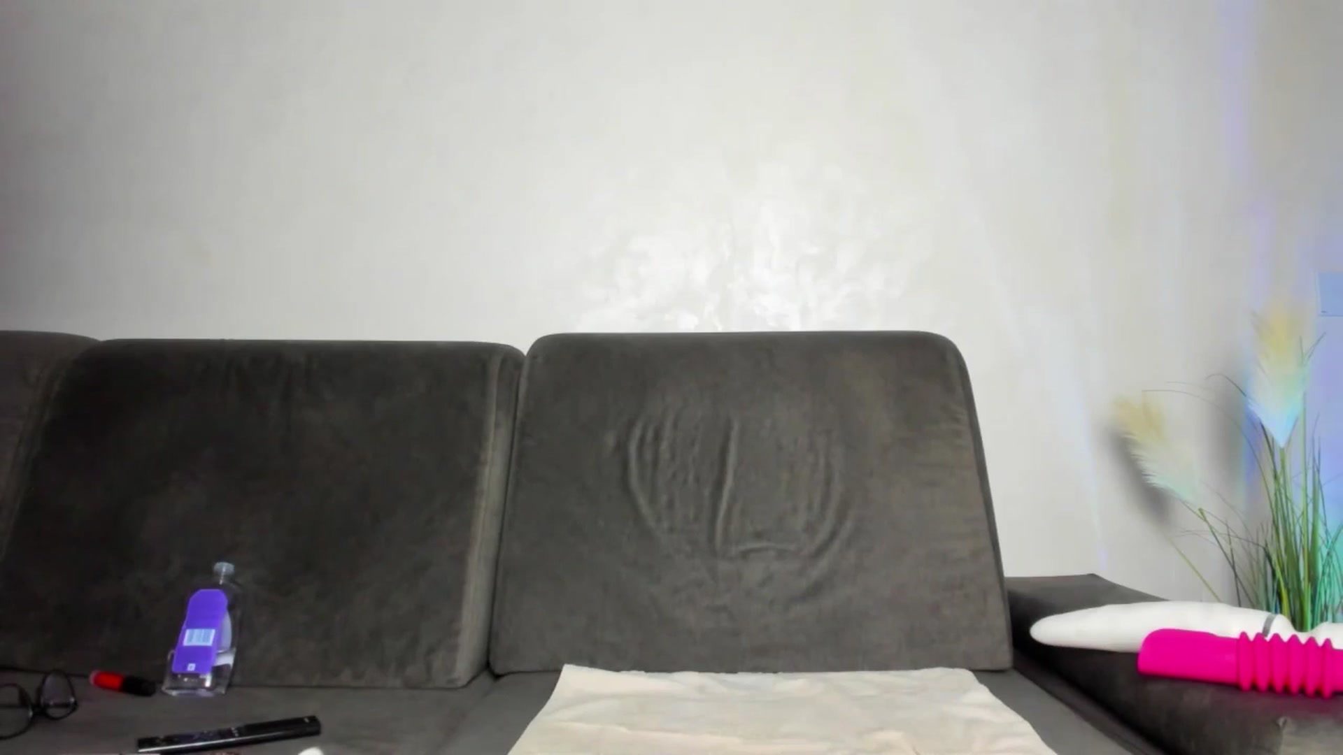 Gallery image thumbnail from barbie__girl's myfreecams stream on, 10/17/2025, 07:32 image 6 of 20