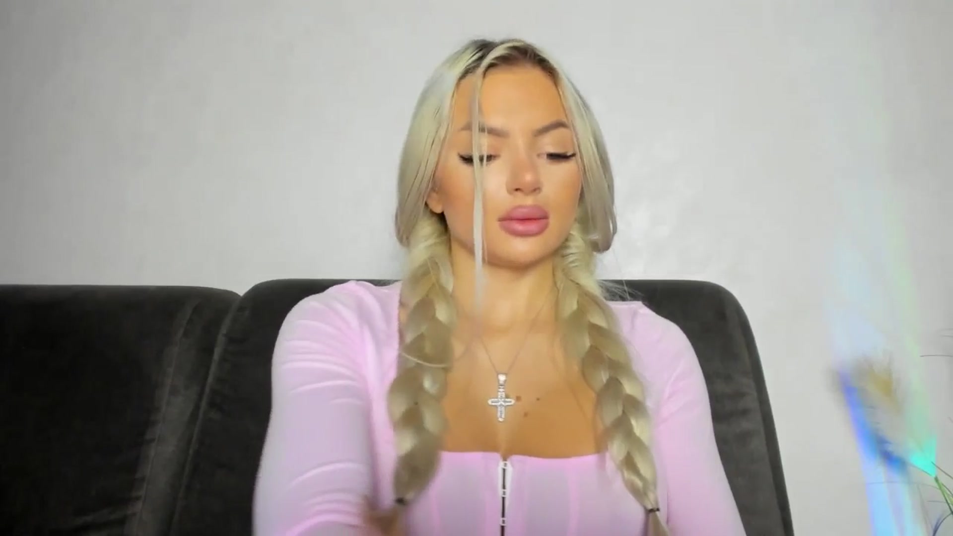 Gallery image thumbnail from barbie__girl's myfreecams stream on, 11/12/2025, 18:59 image 4 of 20