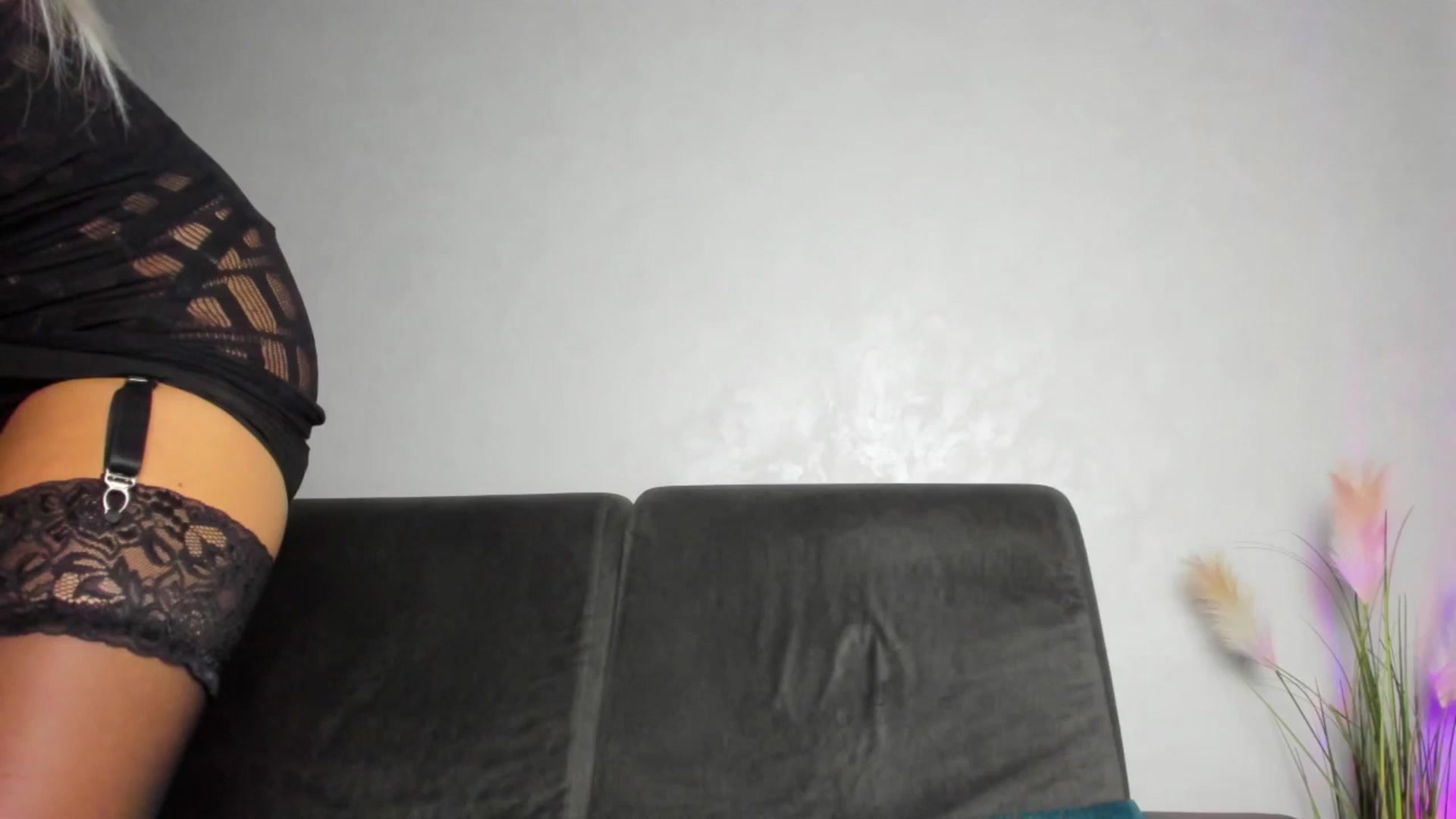 Gallery image thumbnail from barbie__girl's myfreecams stream on, 11/16/2025, 21:17 image 19 of 20