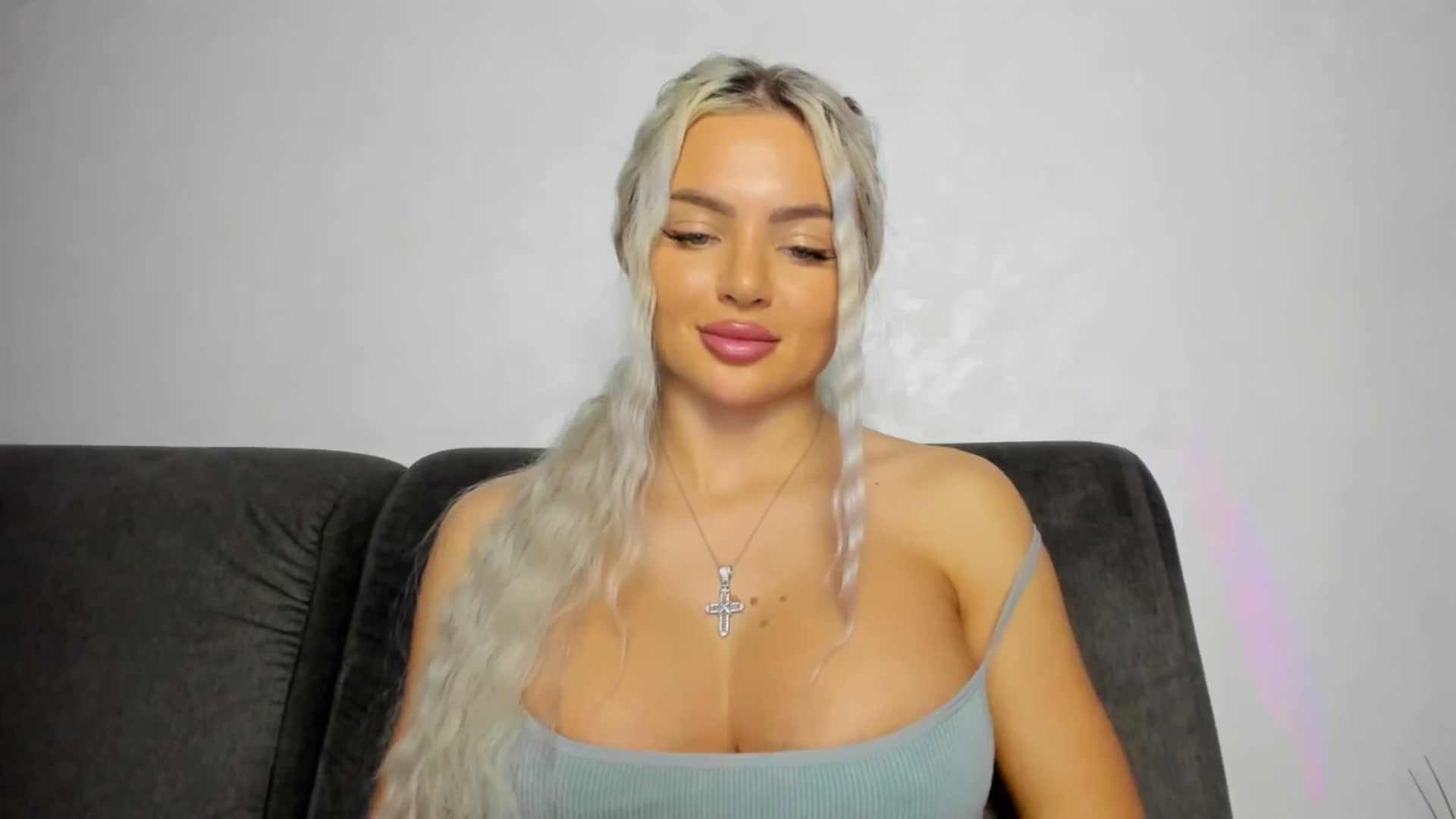 Gallery image thumbnail from barbie__girl's myfreecams stream on, 01/15/2026, 22:09 image 18 of 20