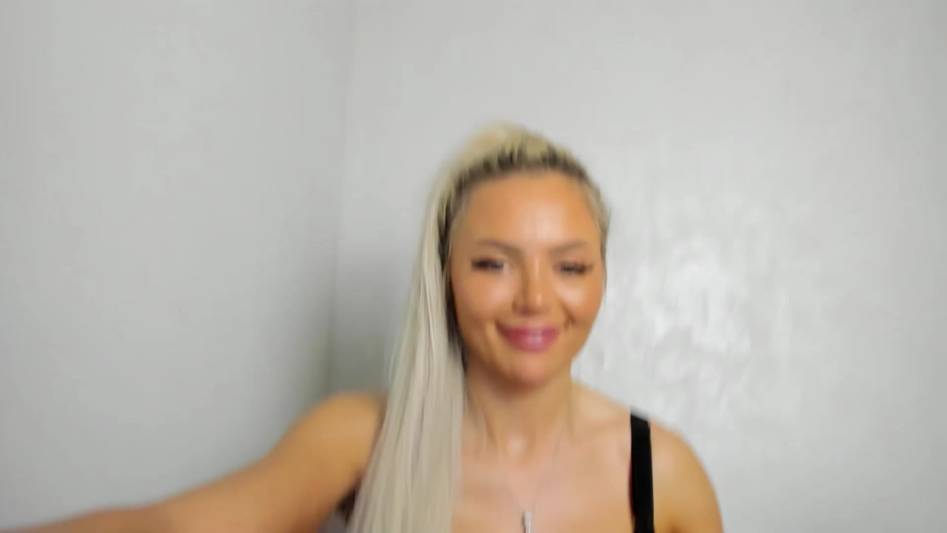 Gallery image thumbnail from barbie__girl's myfreecams stream on, 01/28/2026, 13:57 image 19 of 20