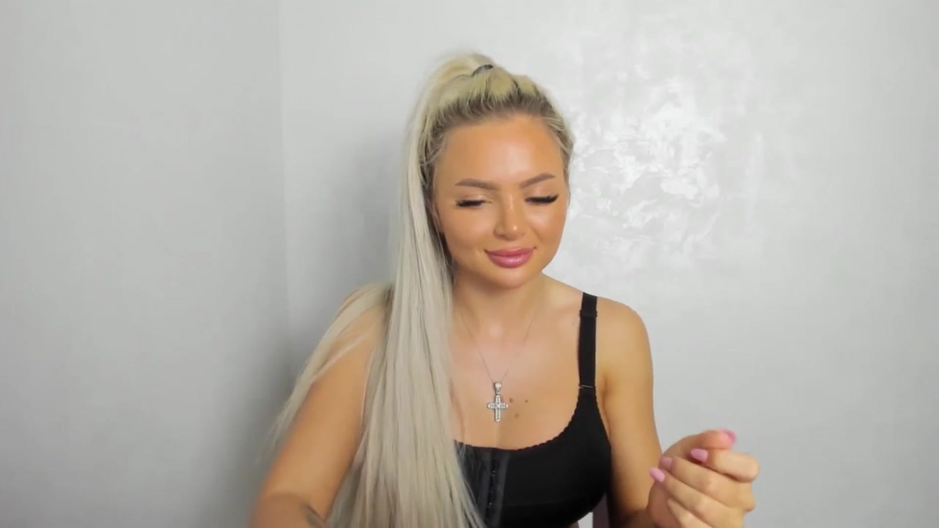Gallery image thumbnail from barbie__girl's myfreecams stream on, 01/28/2026, 14:43 image 10 of 20
