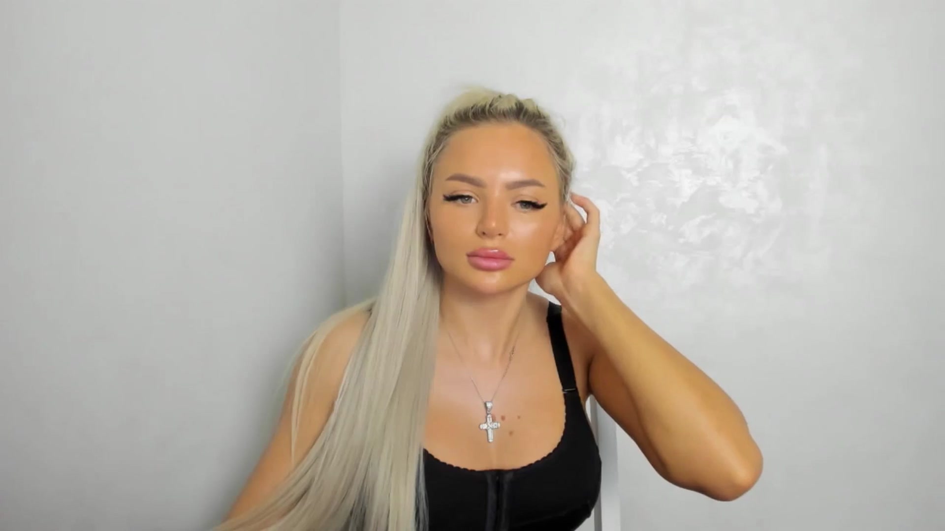 Gallery image thumbnail from barbie__girl's myfreecams stream on, 01/28/2026, 16:13 image 10 of 20