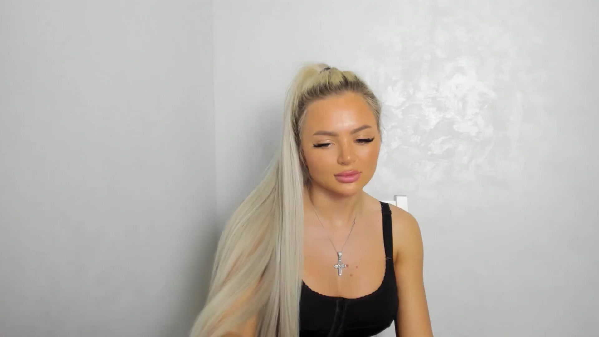 Gallery image thumbnail from barbie__girl's myfreecams stream on, 01/28/2026, 16:13 image 2 of 20
