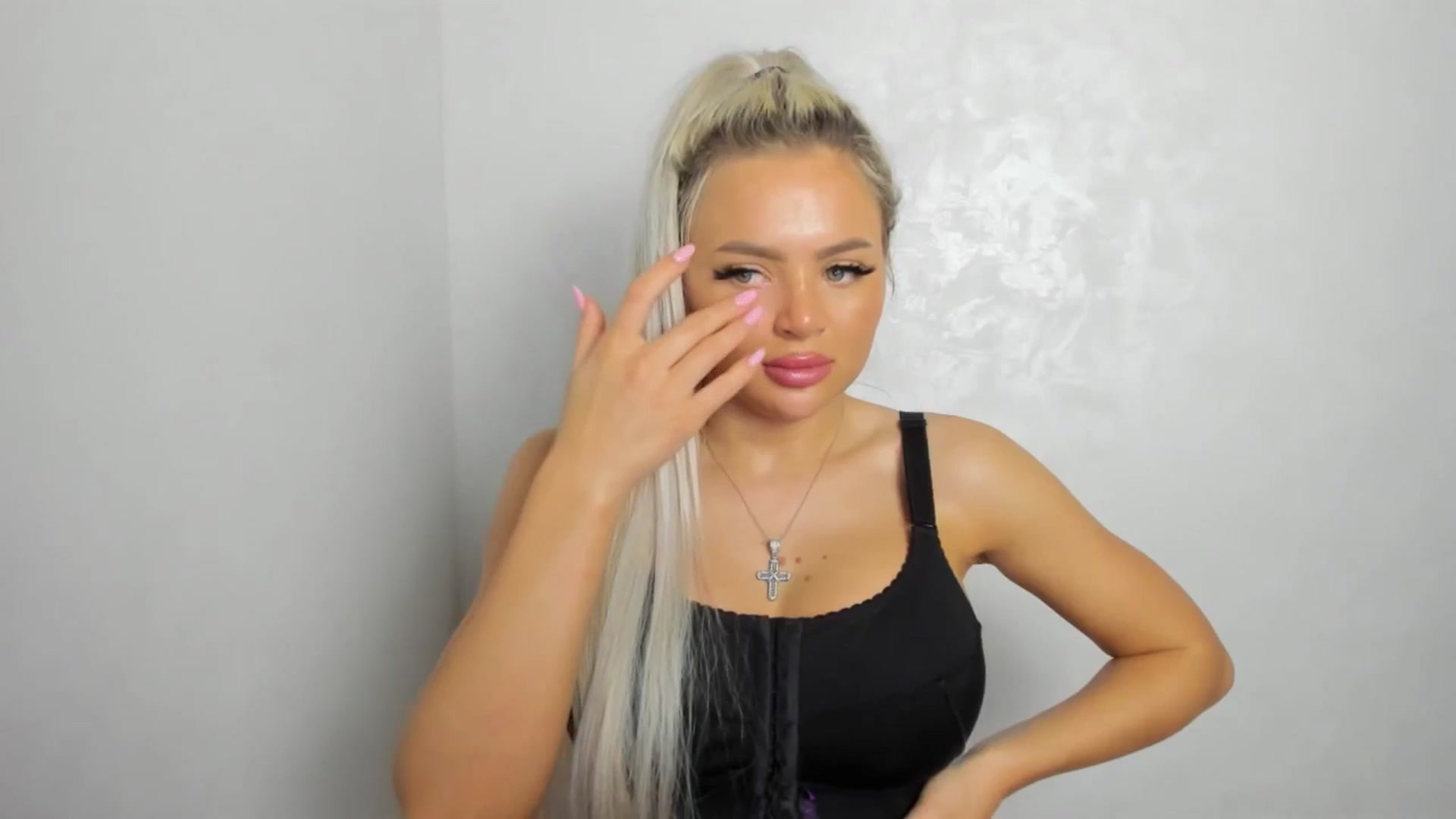 Gallery image thumbnail from barbie__girl's myfreecams stream on, 01/28/2026, 21:31 image 2 of 20