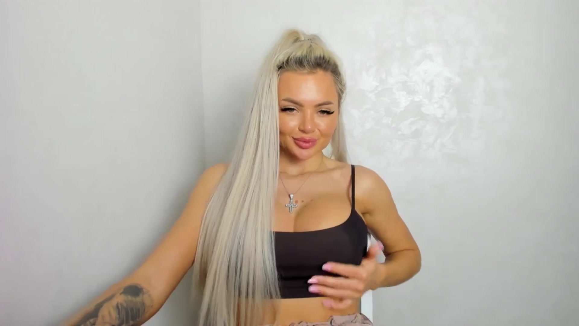 Gallery image thumbnail from barbie__girl's myfreecams stream on, 01/29/2026, 16:33 image 9 of 20
