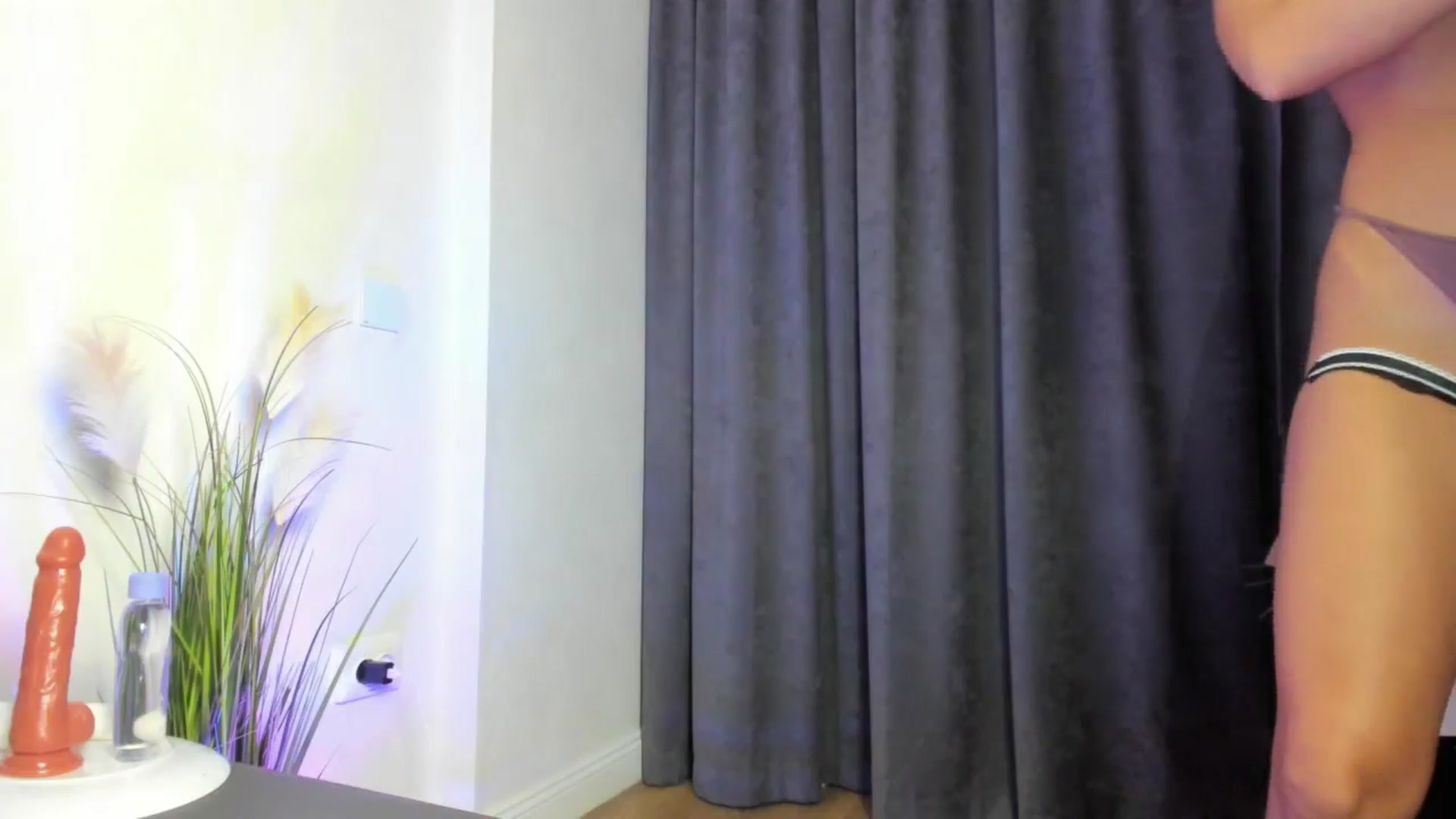 Gallery image thumbnail from barbie__girl's myfreecams stream on, 02/11/2026, 03:20 image 11 of 20