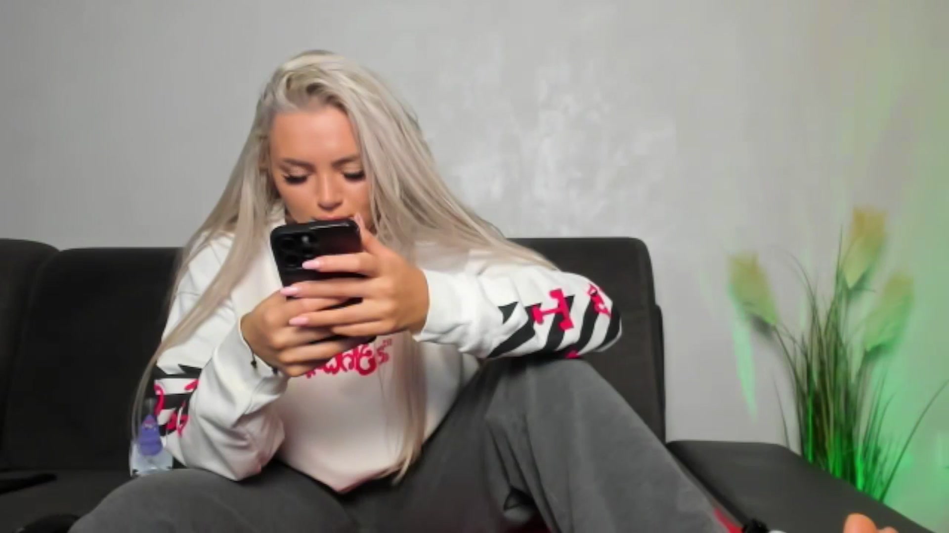 Gallery image thumbnail from barbie__girl's myfreecams stream on, 02/26/2026, 15:05 image 19 of 20
