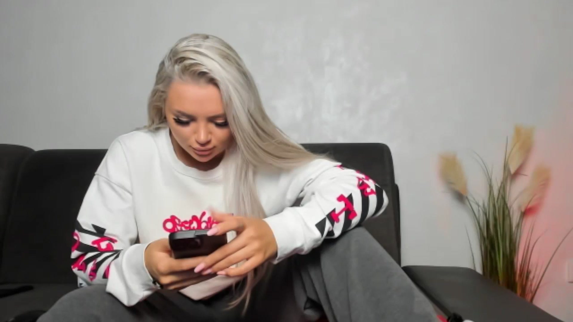 Gallery image thumbnail from barbie__girl's myfreecams stream on, 02/26/2026, 15:05 image 17 of 20