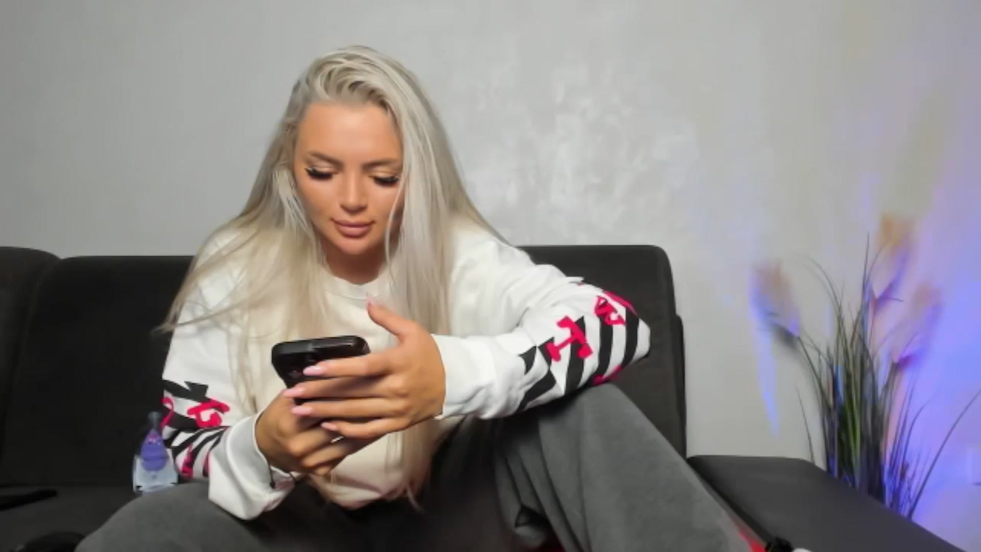 Gallery image thumbnail from barbie__girl's myfreecams stream on, 02/26/2026, 15:05 image 14 of 20