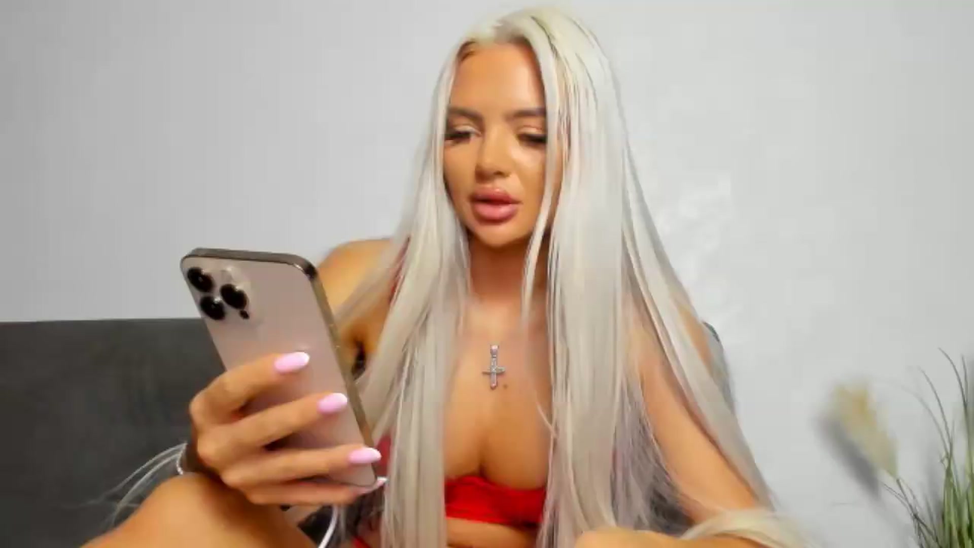 Gallery image thumbnail from barbie__girl's myfreecams stream on, 09/10/2026, 17:28 image 6 of 20
