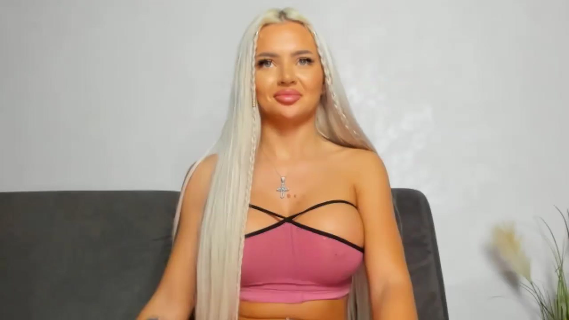 Gallery image thumbnail from barbie__girl's myfreecams stream on, 09/12/2026, 02:53 image 15 of 20