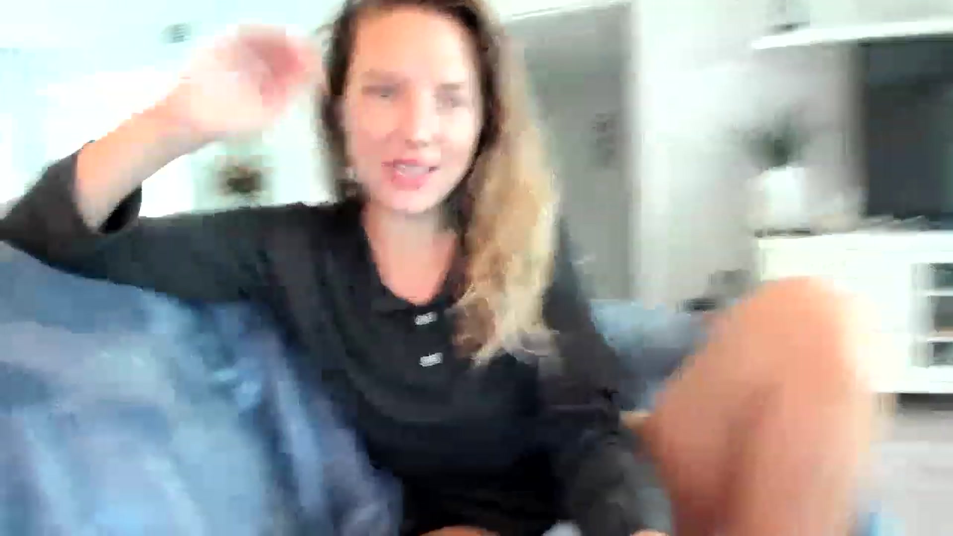 Gallery image thumbnail from barebeautyxo's myfreecams stream on, 11/17/2022, 22:19 image 3 of 20
