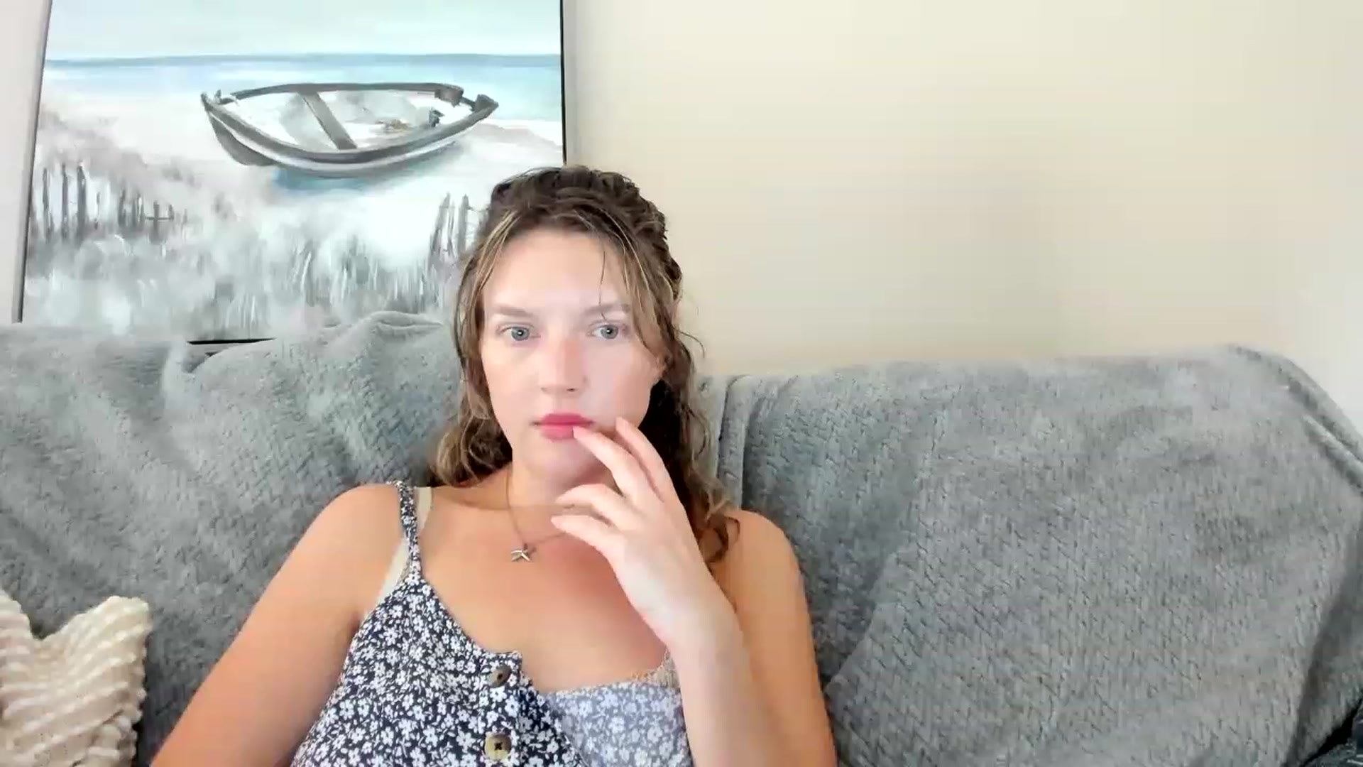 Gallery image thumbnail from barebeautyxo's myfreecams stream on, 12/02/2022, 19:37 image 19 of 20